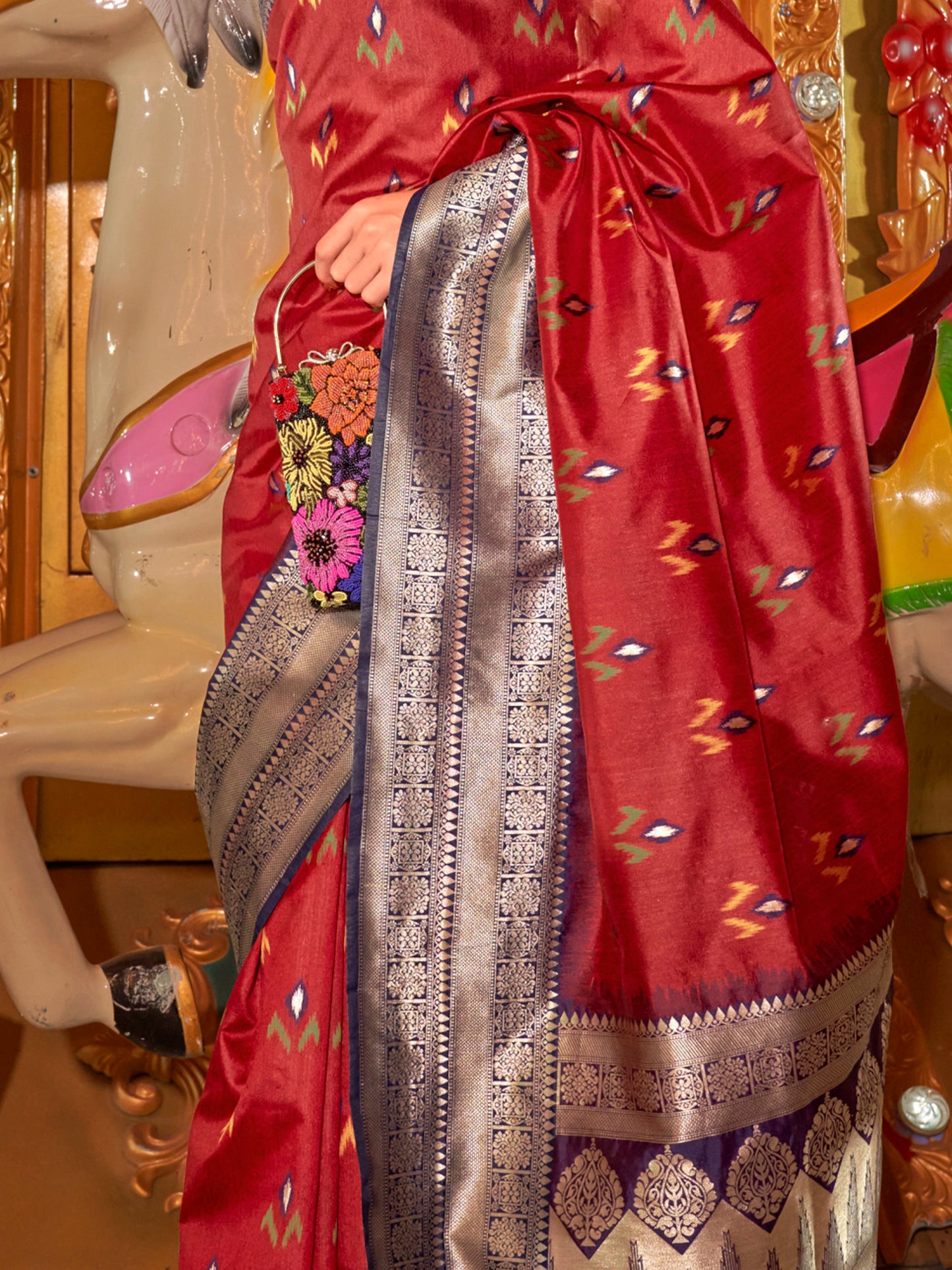 Women's Silk Blend Maroon Woven Design Designer Saree With Blouse Piece