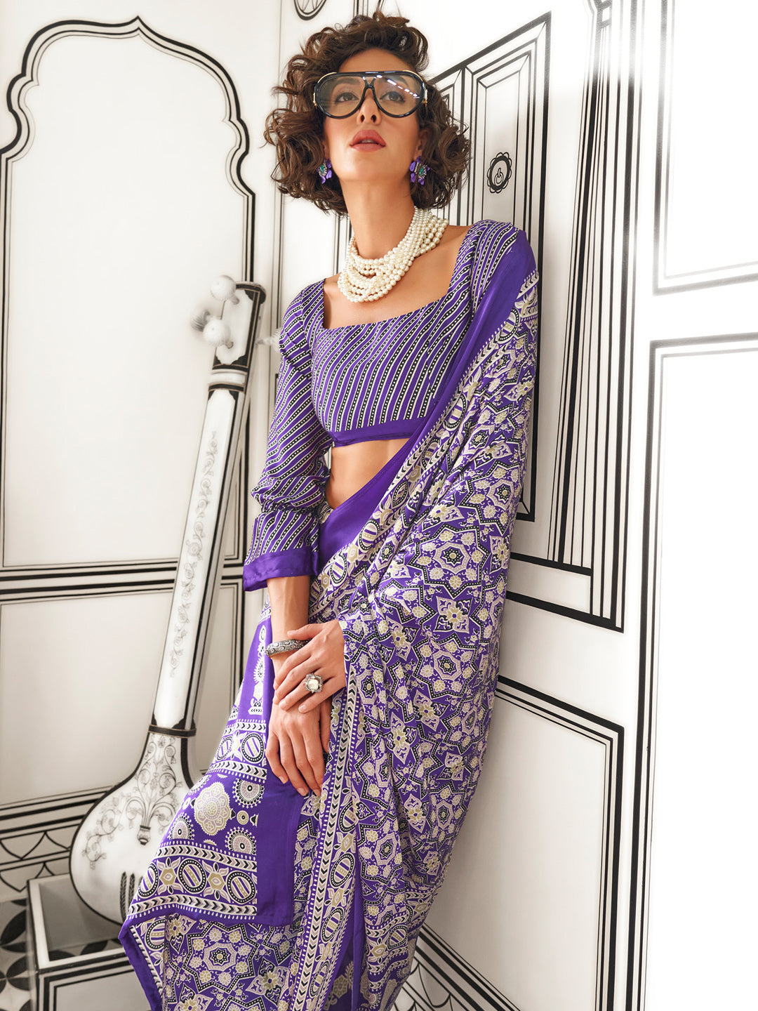 Women's Crepe Purple Printed Designer Saree With Blouse Piece