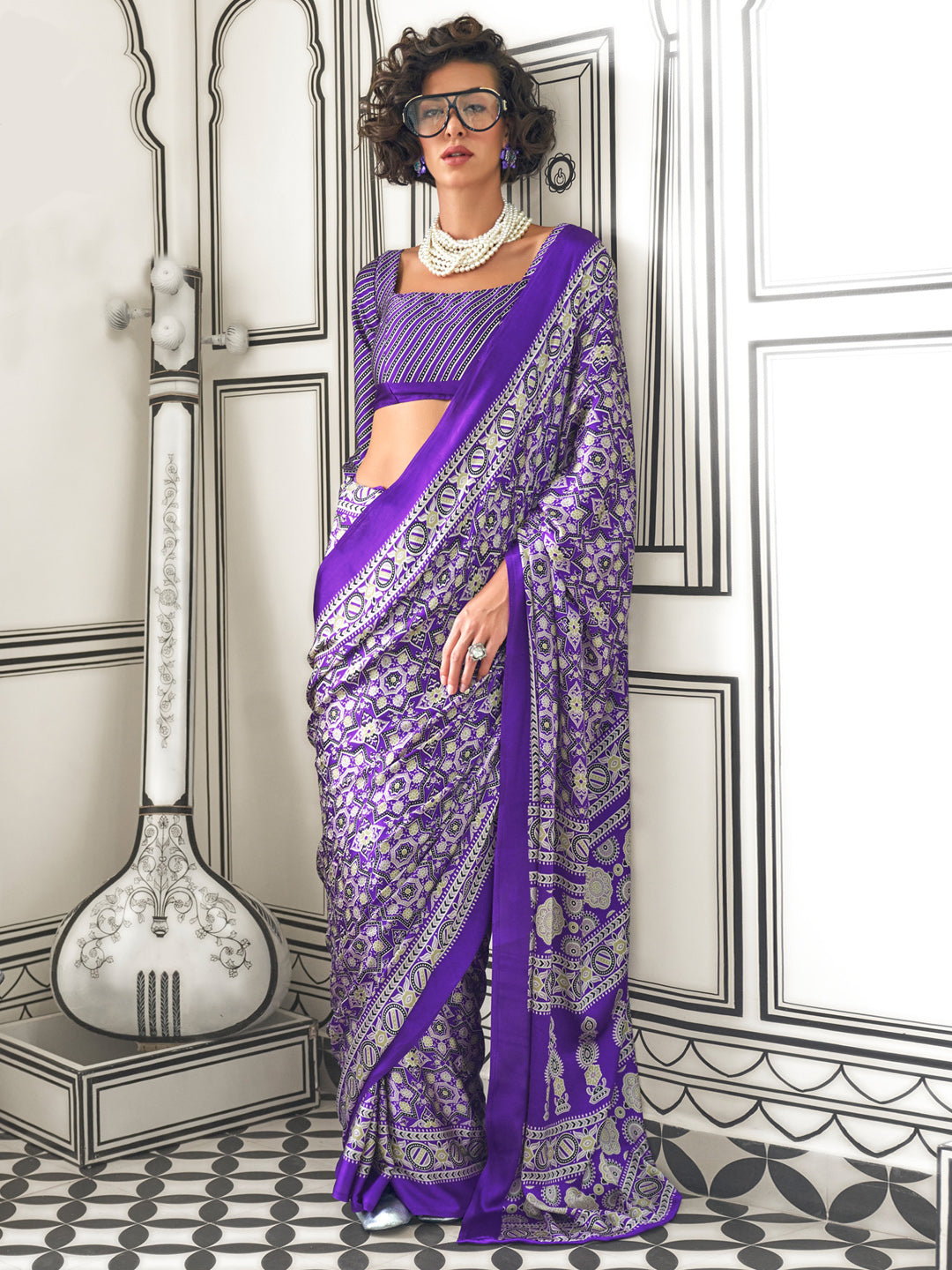 Women's Crepe Purple Printed Designer Saree With Blouse Piece