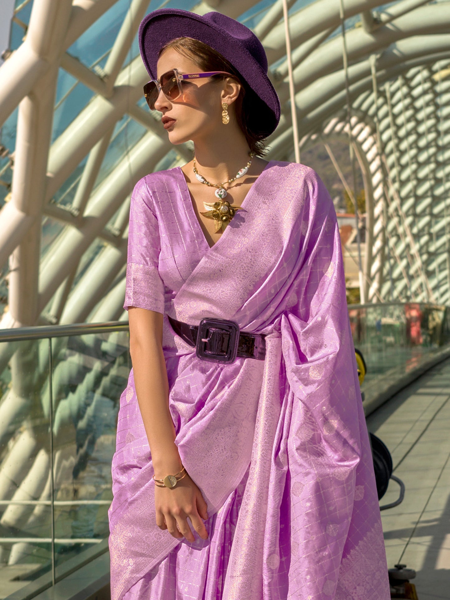 Women's Silk Blend Lavendar Woven Design Designer Saree With Blouse Piece