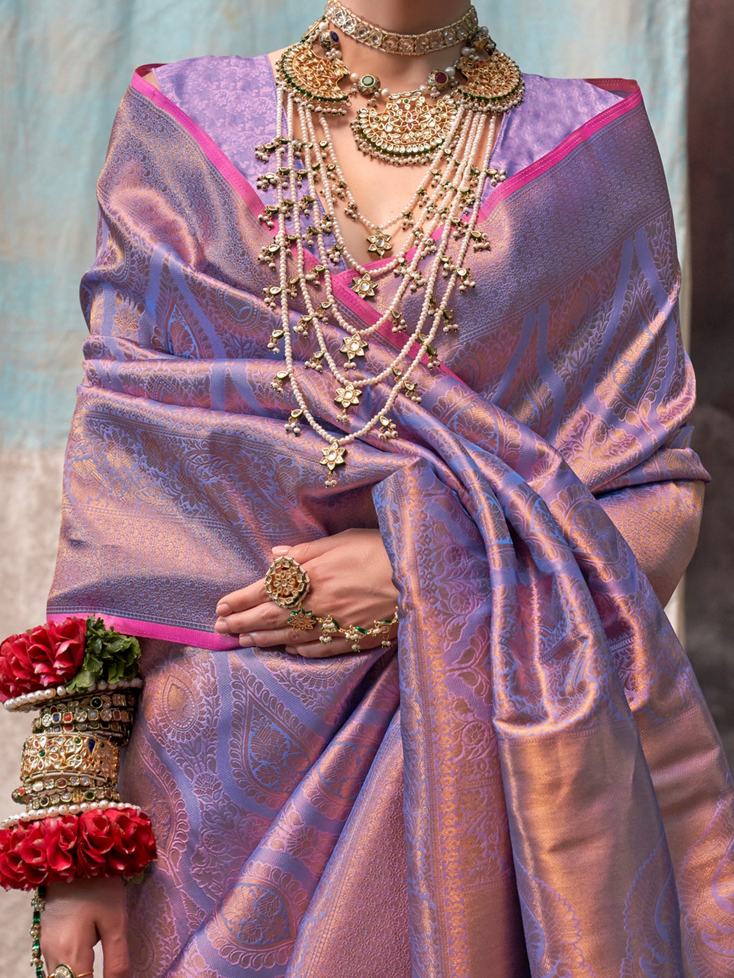 Women's Silk Blend Lavendar Woven Design Designer Saree With Blouse Piece