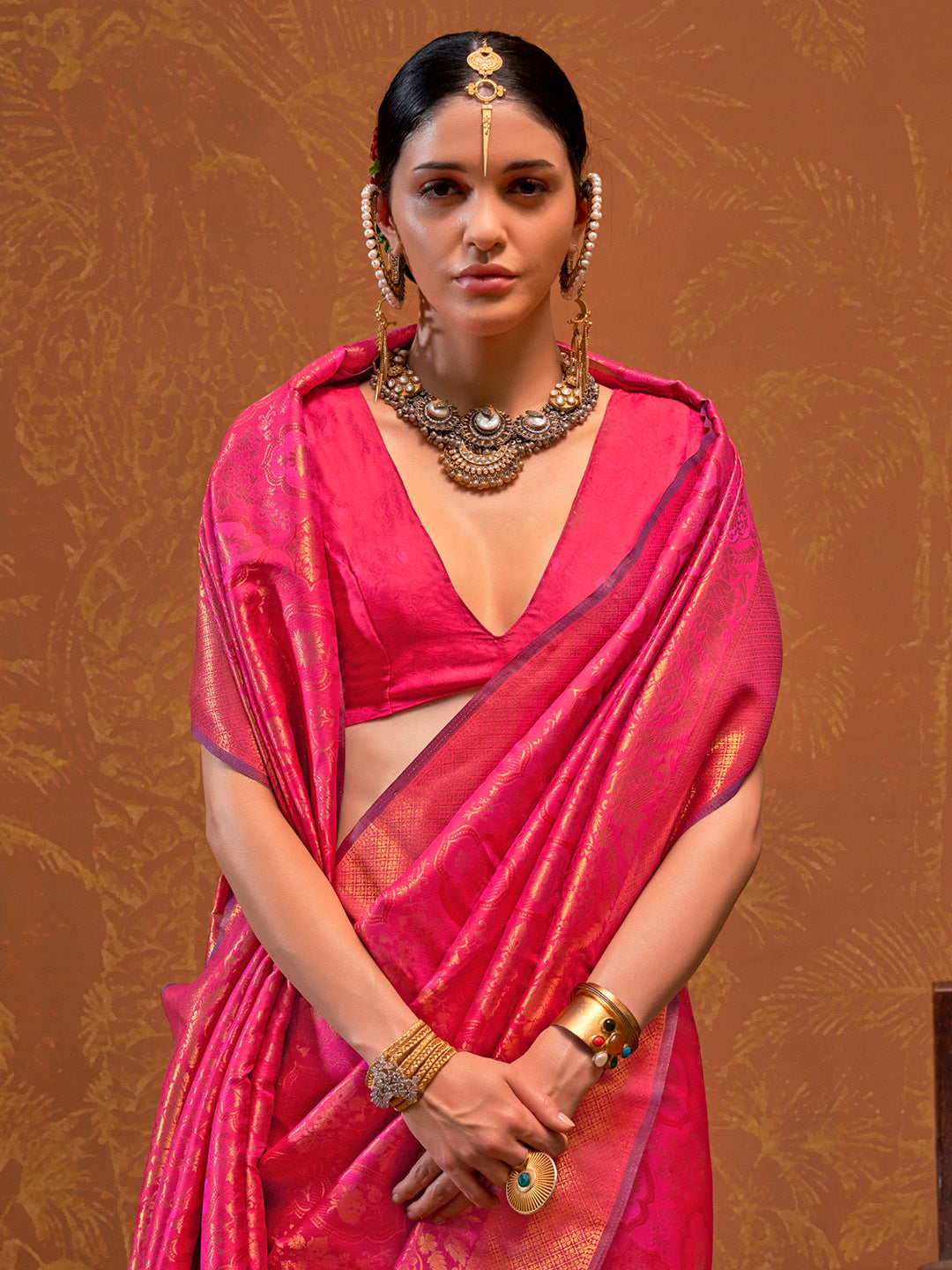 Women's Silk Blend Pink Woven Design Designer Saree With Blouse Piece