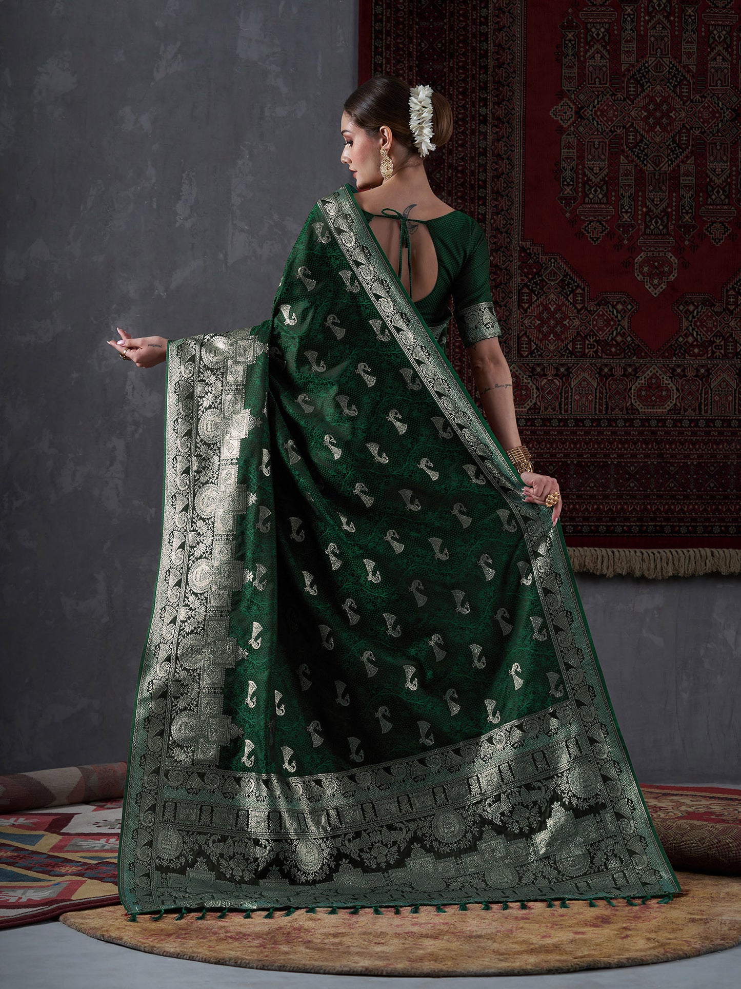 Women's Satin Silk Green Woven Design Designer Saree With Blouse Piece