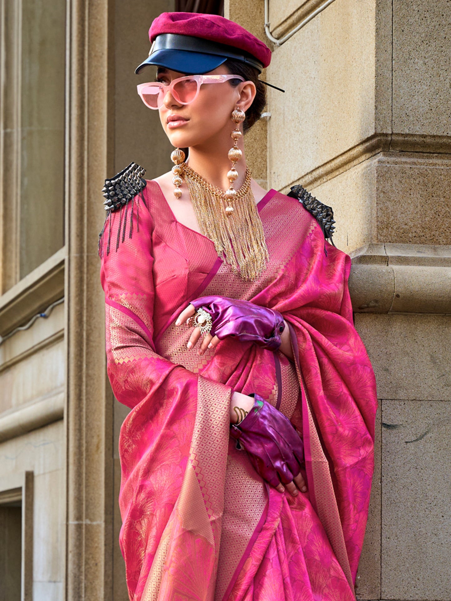 Women's Organza Pink Woven Design Designer Saree With Blouse Piece