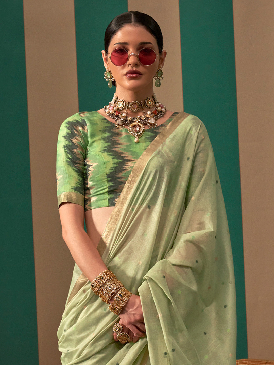 Women's Silk Blend Light Green Woven Design Designer Saree With Blouse Piece