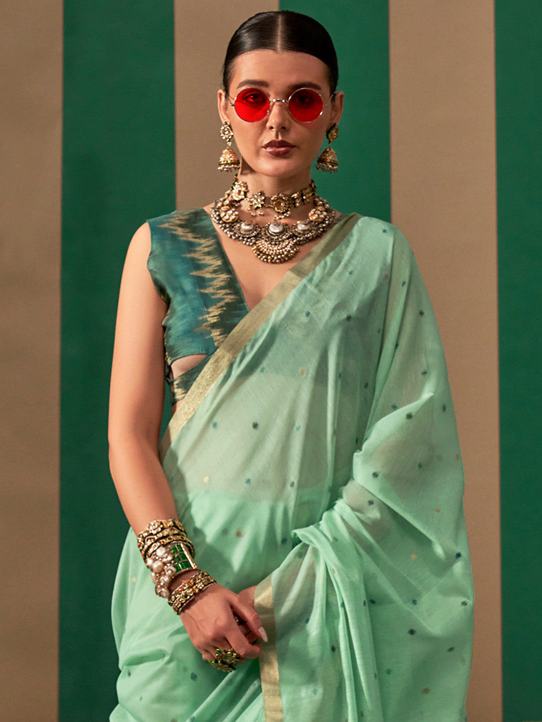 Women's Silk Blend Teal blue Woven Design Designer Saree With Blouse Piece
