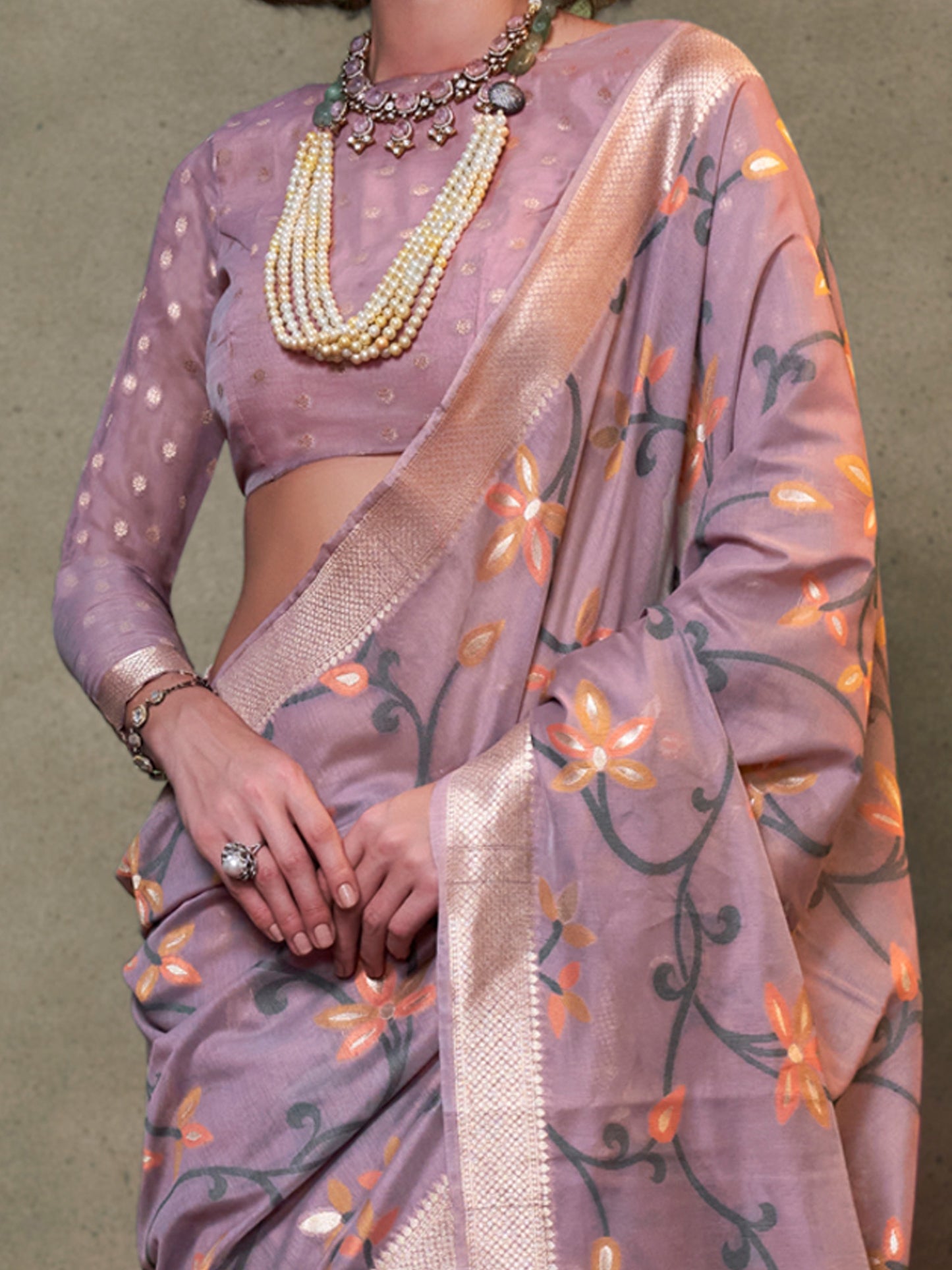 Women's Silk Blend Lavendar Woven Design Designer Saree With Blouse Piece