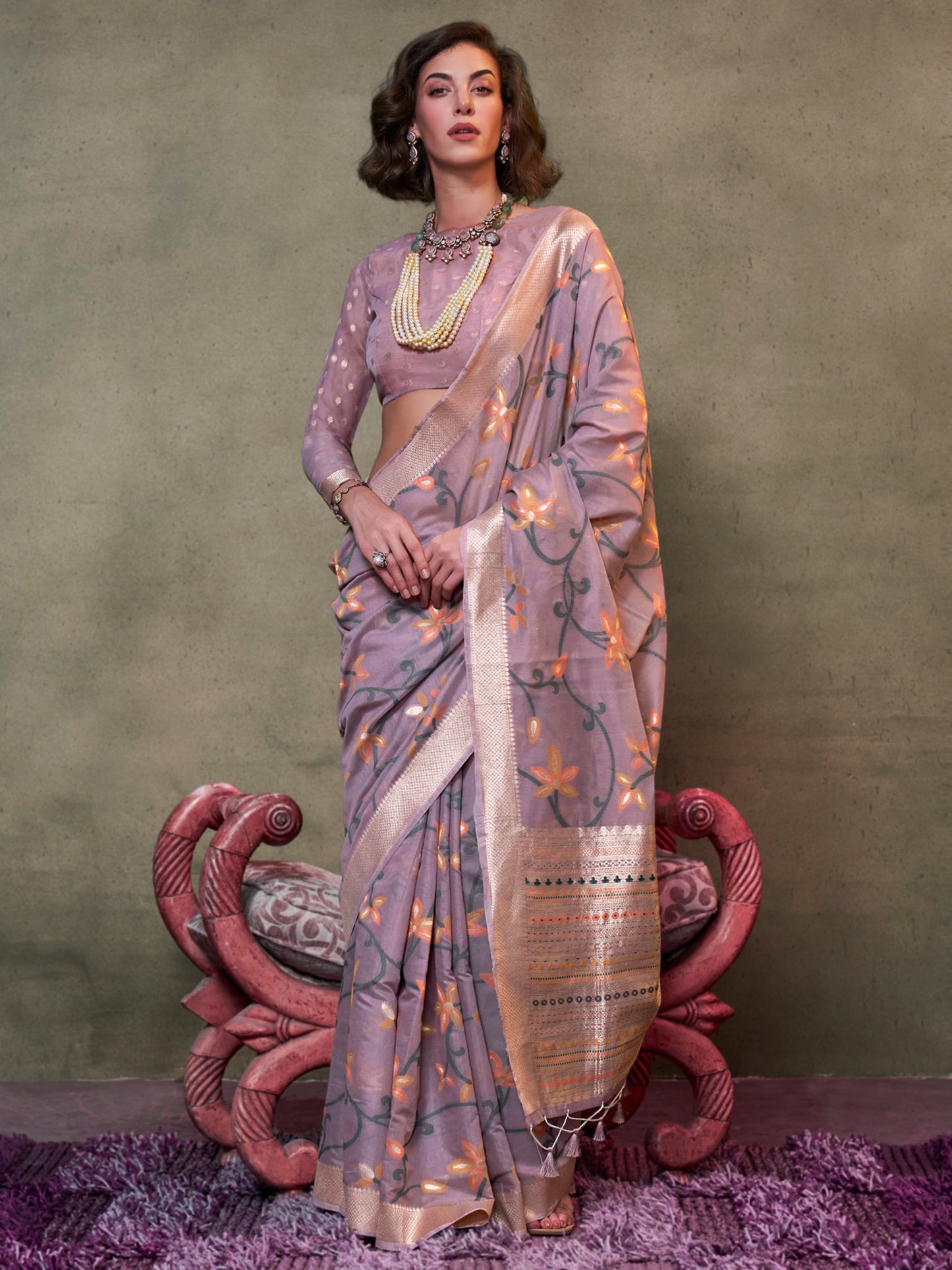 Women's Silk Blend Lavendar Woven Design Designer Saree With Blouse Piece