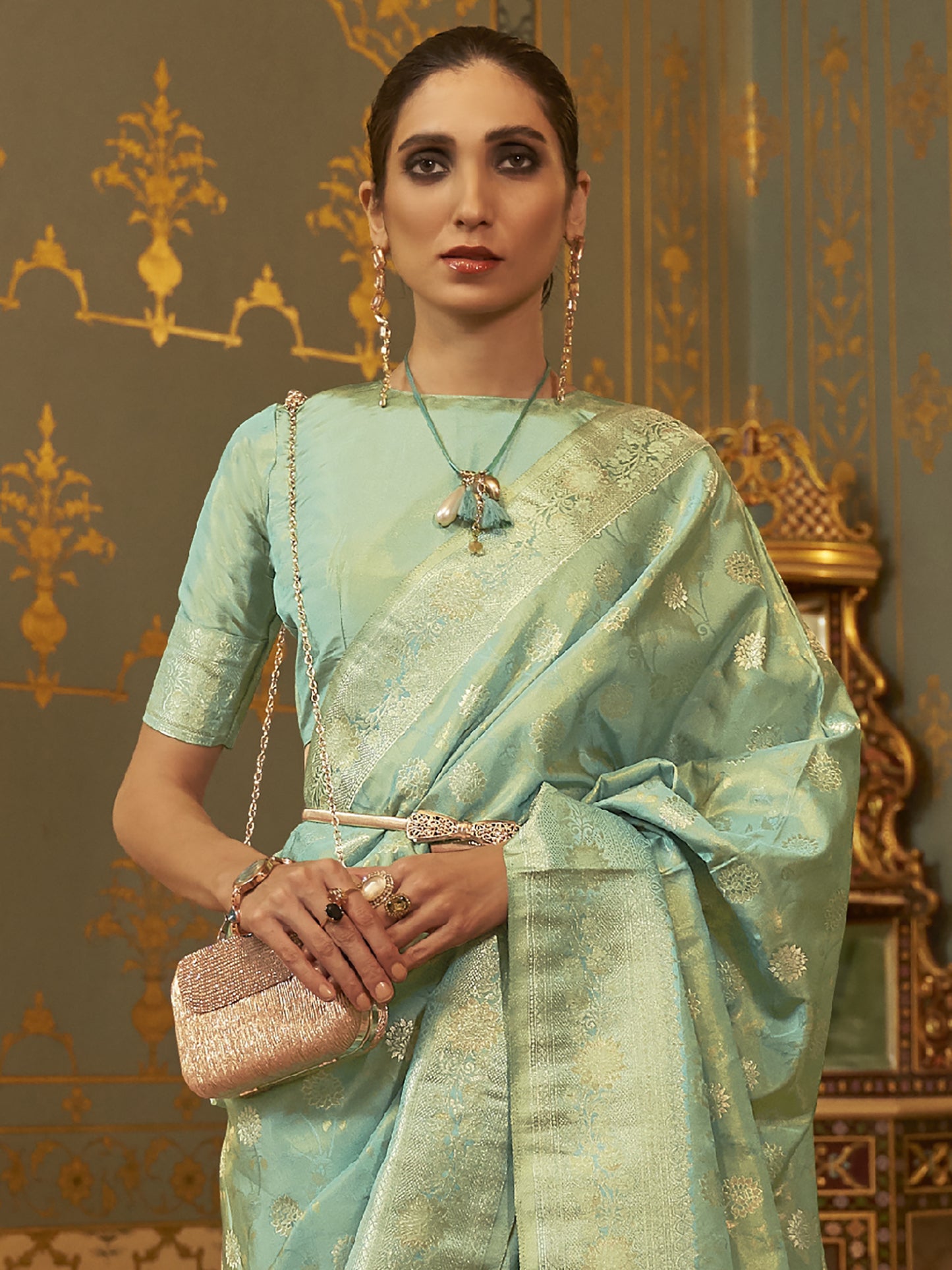 Women's Silk Blend Sea Green Woven Design Handloom Saree With Blouse Piece