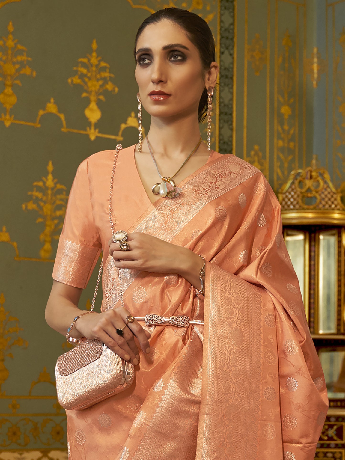 Women's Silk Blend Peach Woven Design Handloom Saree With Blouse Piece
