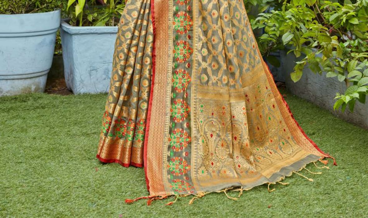 Dhiyona GR Women's Kanishka Flint Grey Zari Woven Design Banarasi Organza Saree