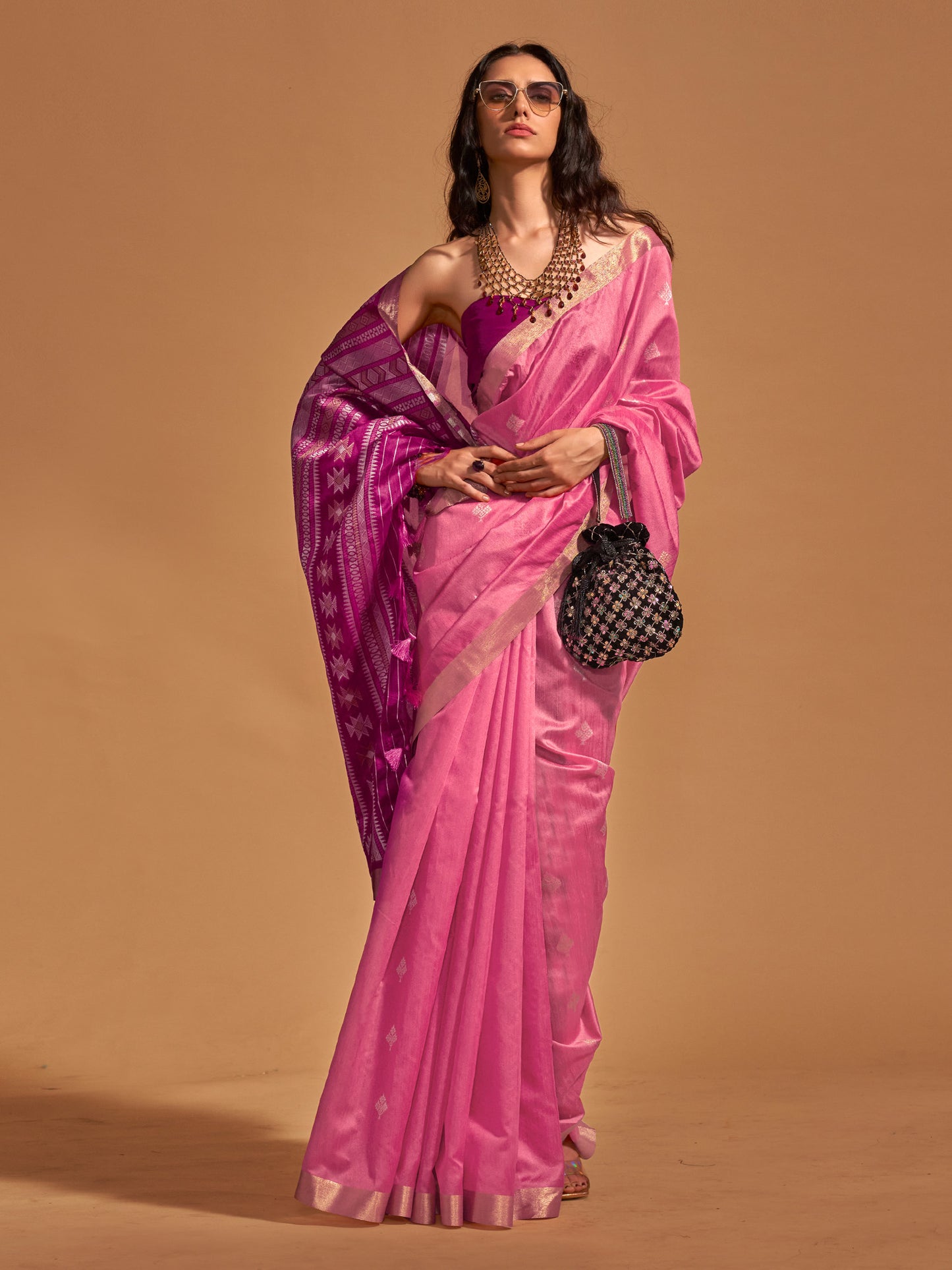 Women's Silk Blend Pink Woven Design Designer Saree With Blouse Piece