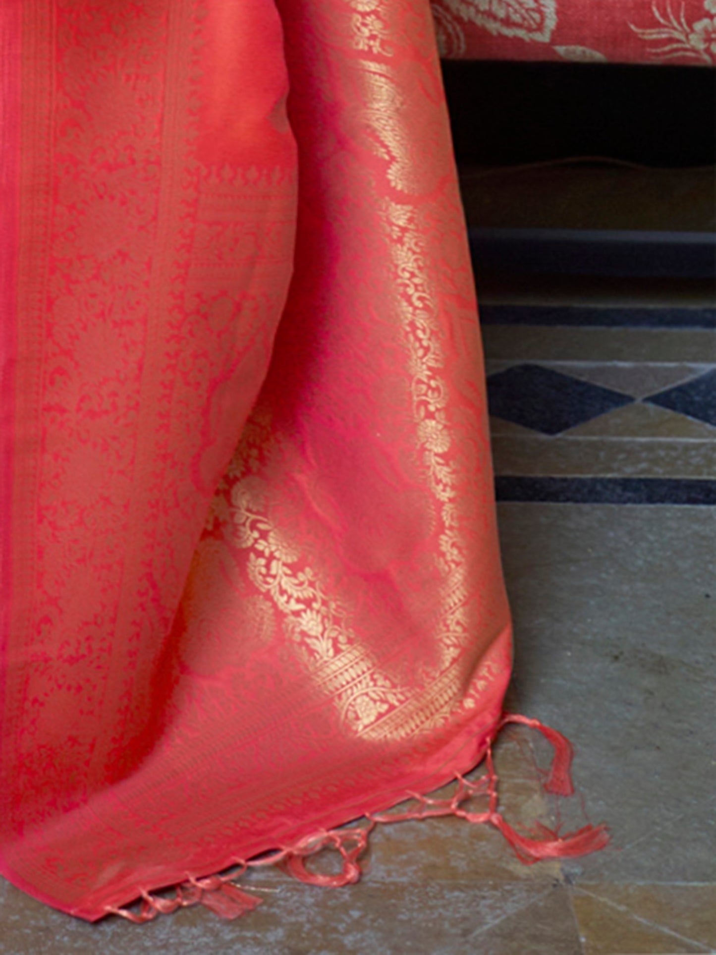 Women's Silk Blend Peach Woven Design Designer Saree With Blouse Piece