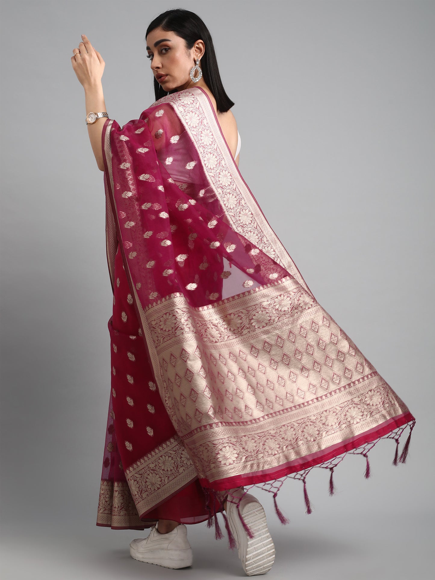Women's Organza Purple Woven Design Celebrity Saree With Blouse Piece