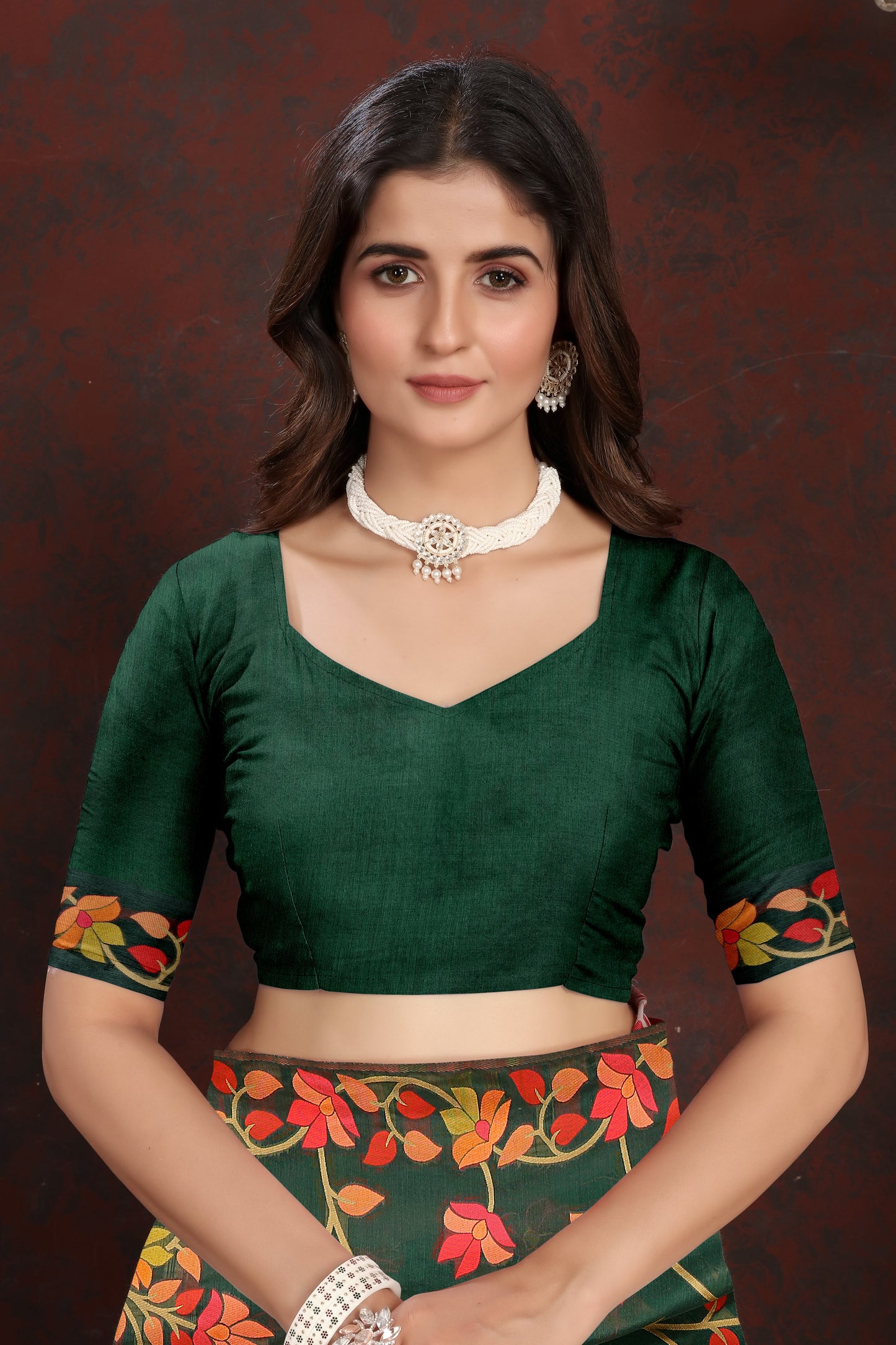 Dhiyona GR Women's Karvaah Cadmium Green Cotton Jamdani Saree