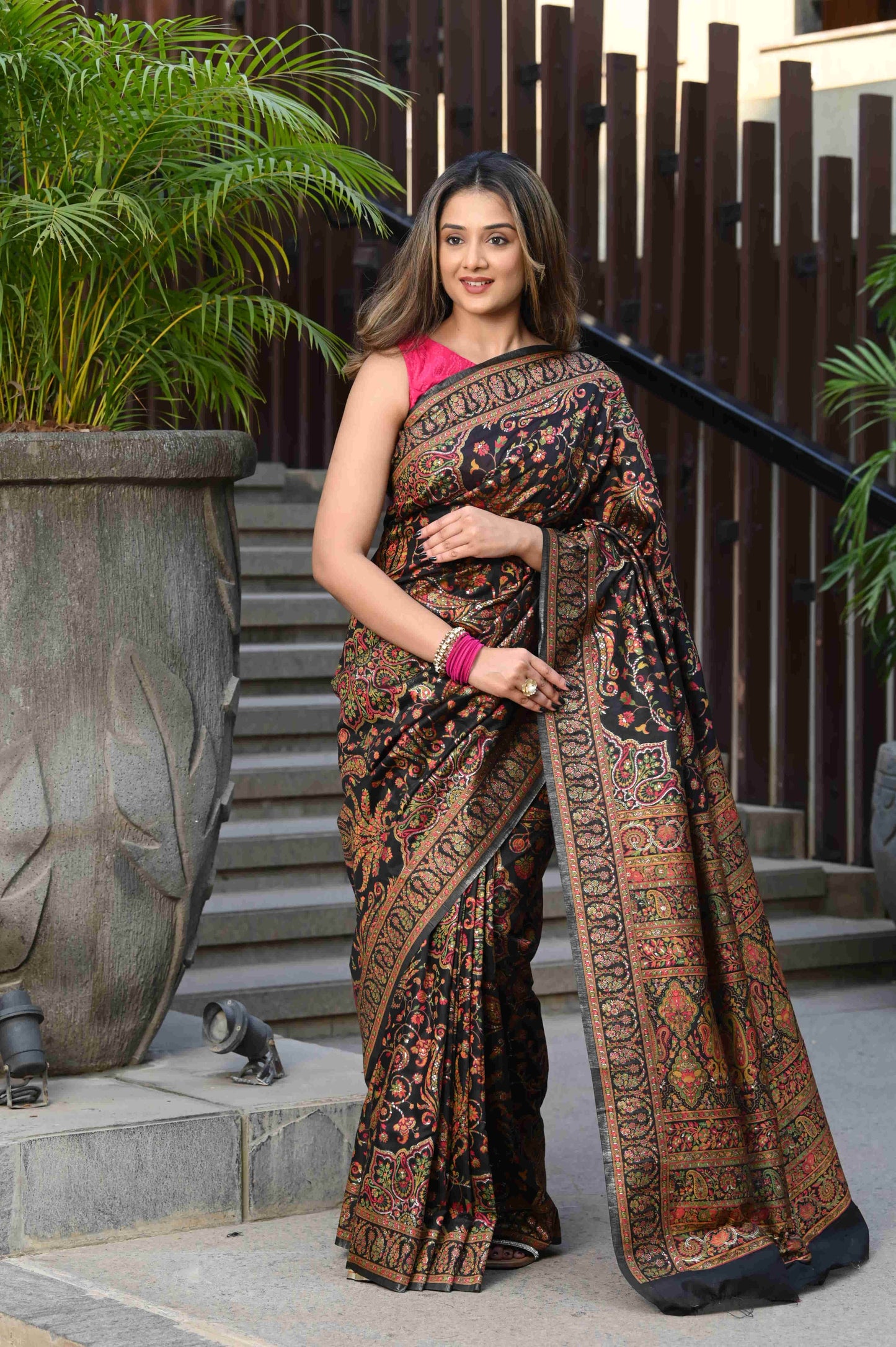 Dhiyona GR Women's Kashida Bitter Black Jamewar Kashmiri Soft Modal Silk Saree