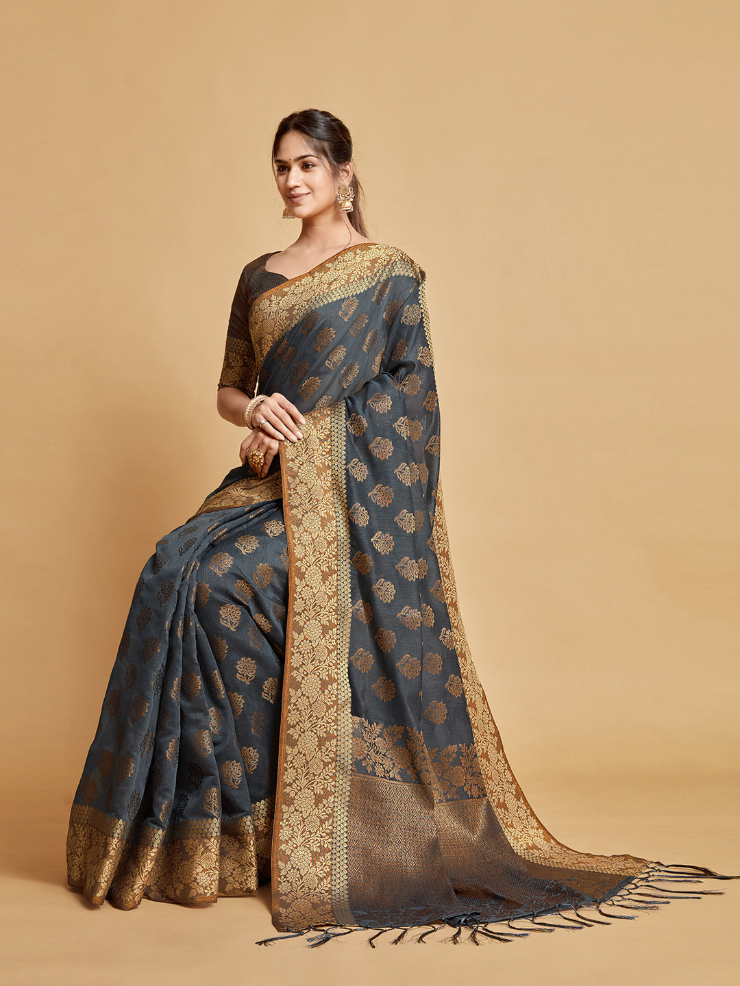 Dhiyona GR Women's Kashvi Mouse Grey Zari Woven Design Chanderi Cotton Saree