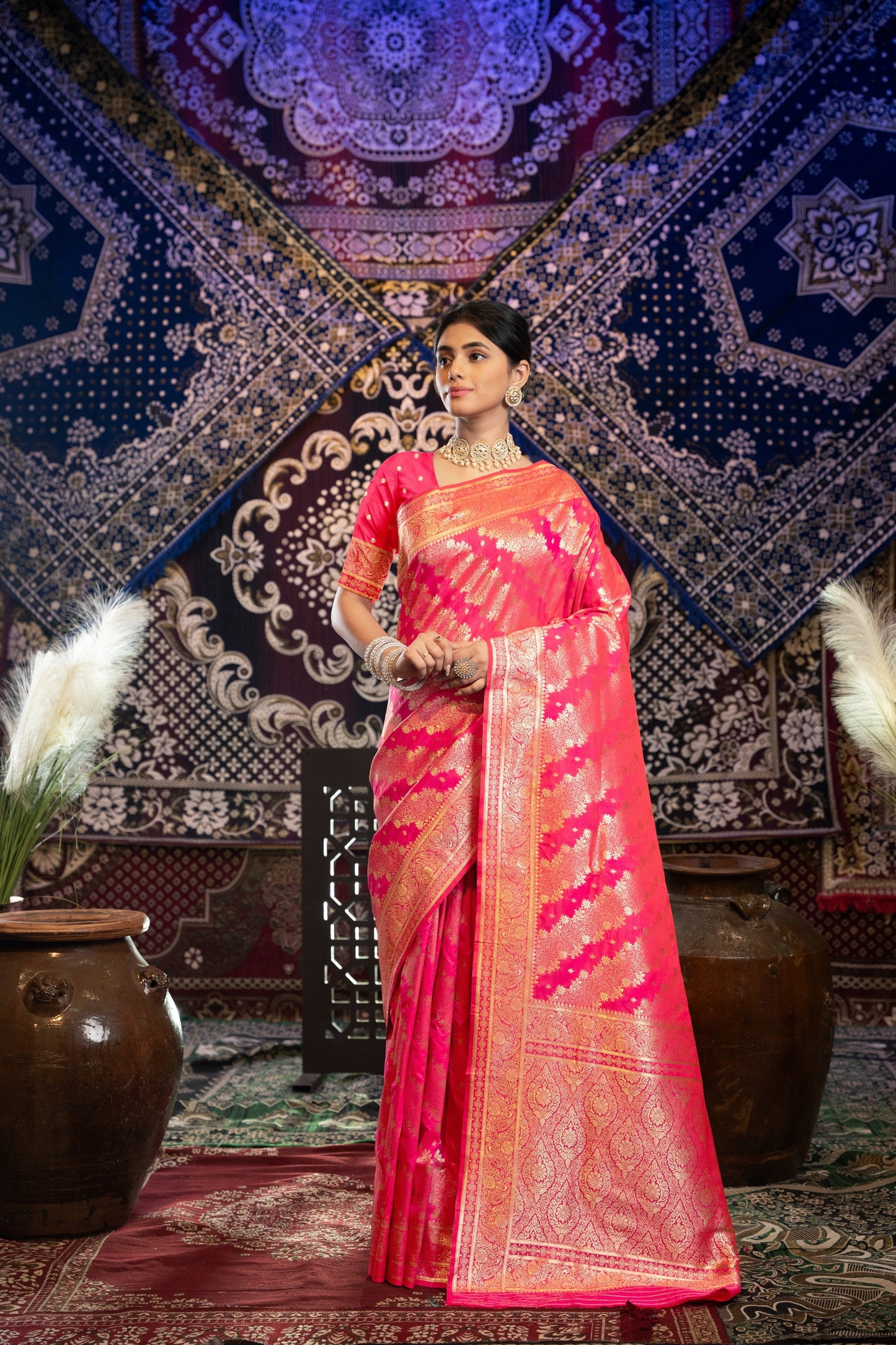 Dhiyona GR Women's Kavya Silk Pink Banarasi Silk Woven Saree