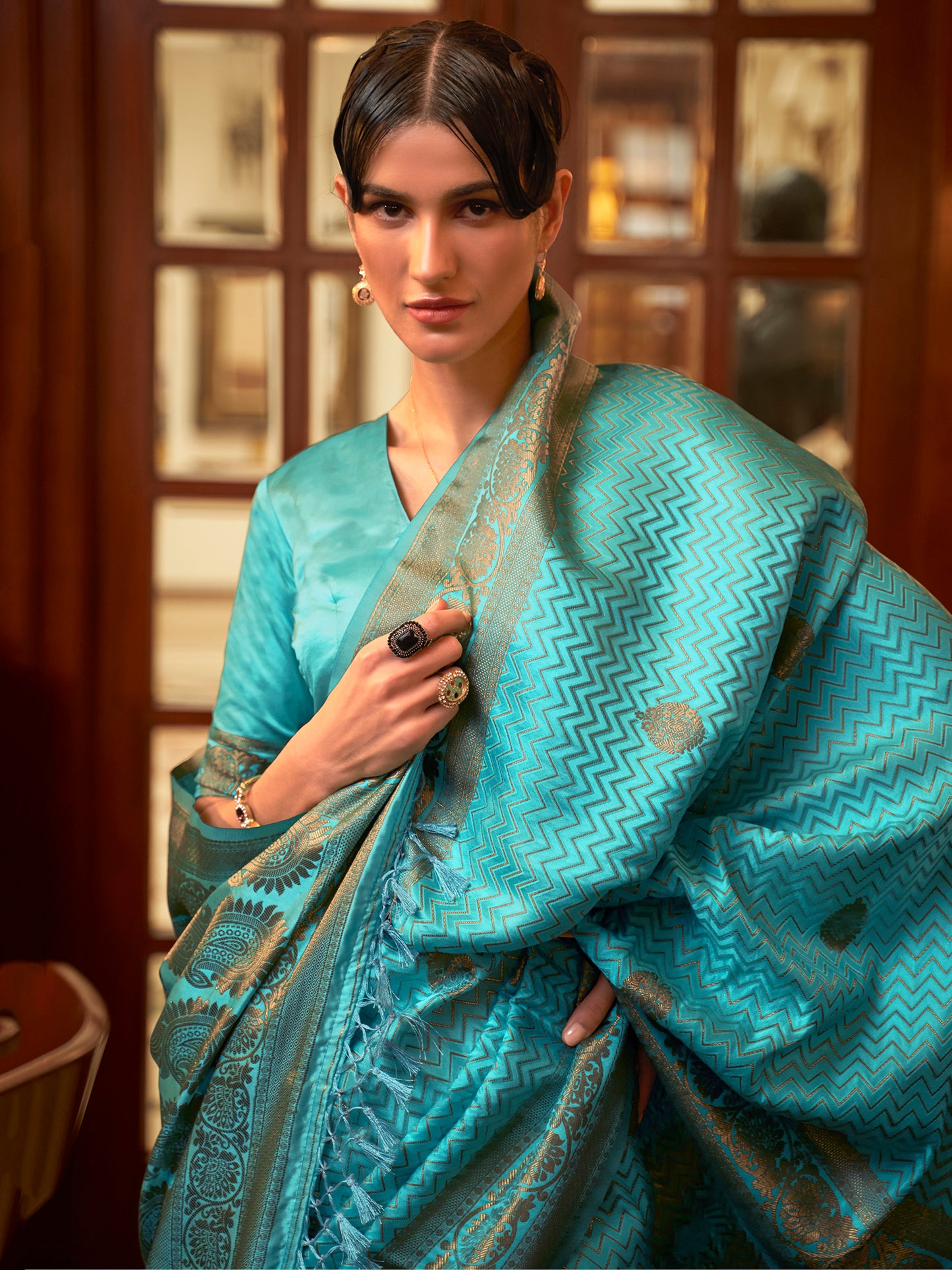 Women's Silk Blend Turquoise Woven Design Designer Saree With Blouse Piece