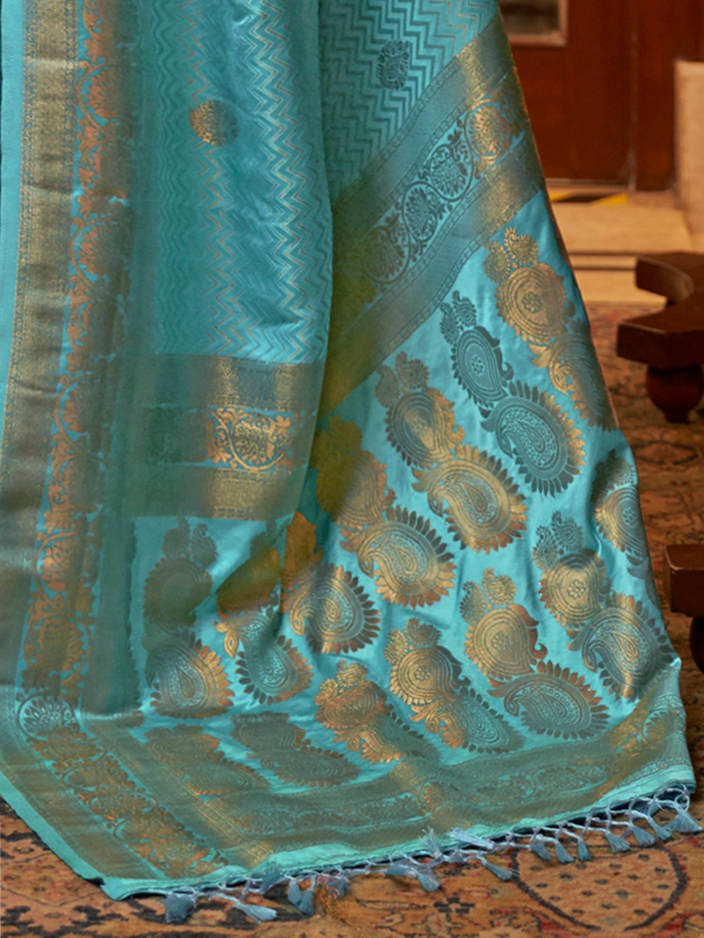 Women's Silk Blend Turquoise Woven Design Designer Saree With Blouse Piece