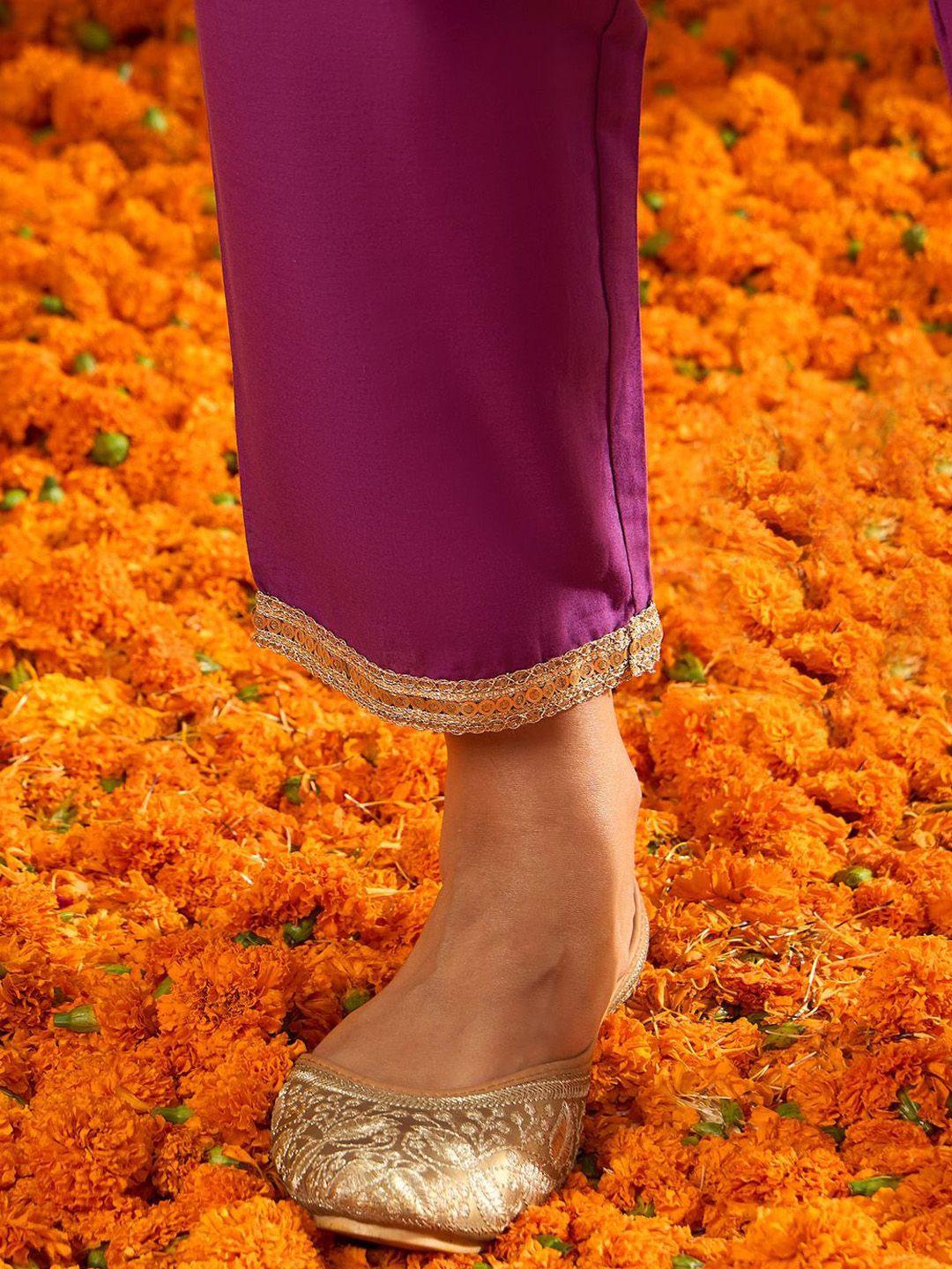 Bandhani Embroidered Sequinned Pure Cotton Straight Kurta With Trousers & Dupatta