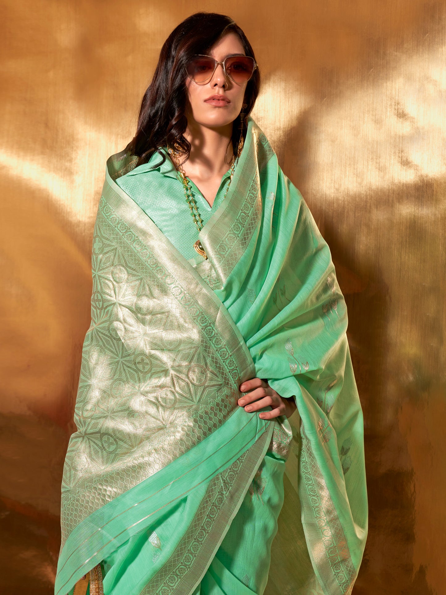 Women's Linen Sea Green Woven Design Designer Saree With Blouse Piece