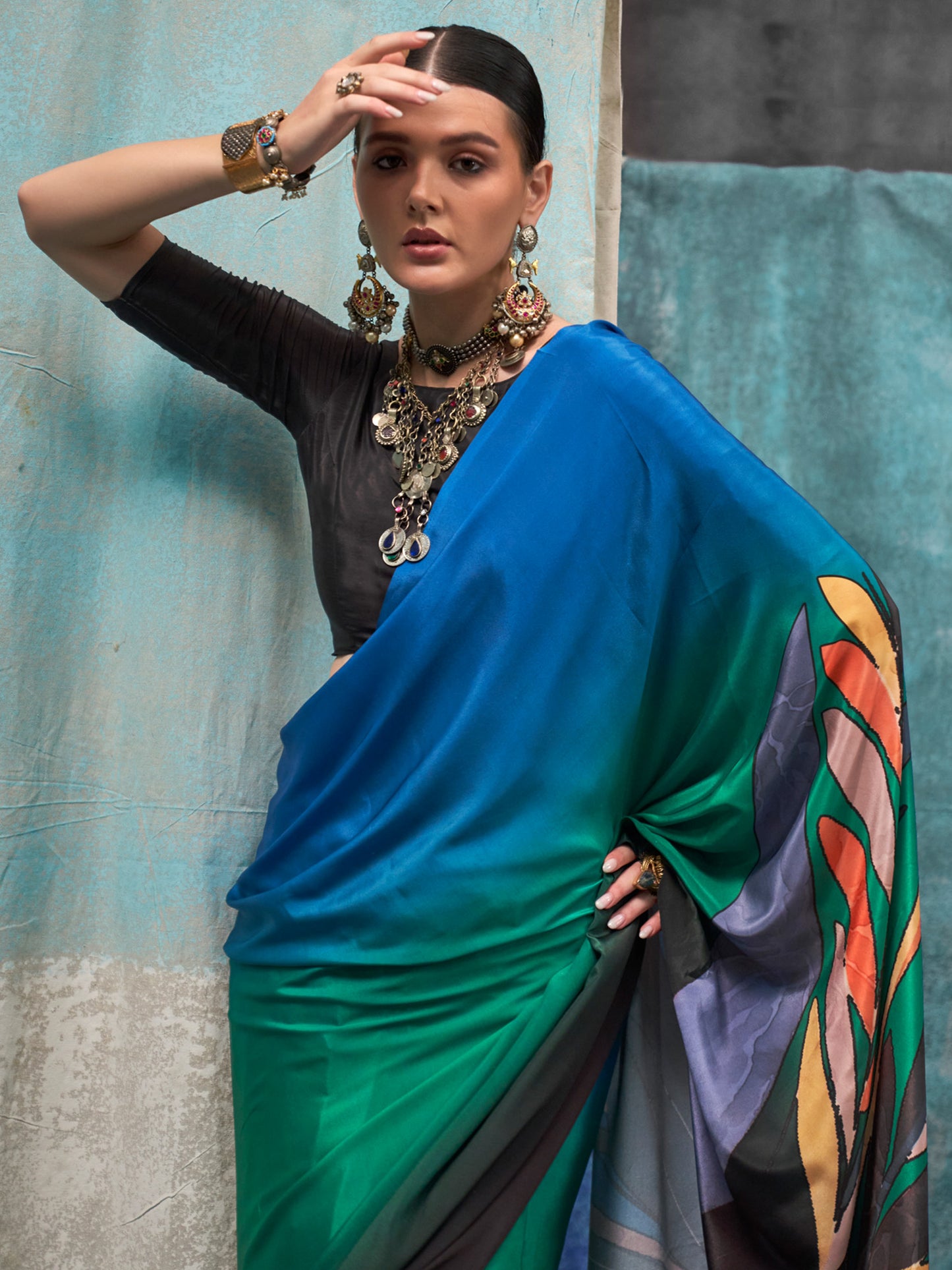 Women's Crepe Multicolored Printed Designer Saree With Blouse Piece
