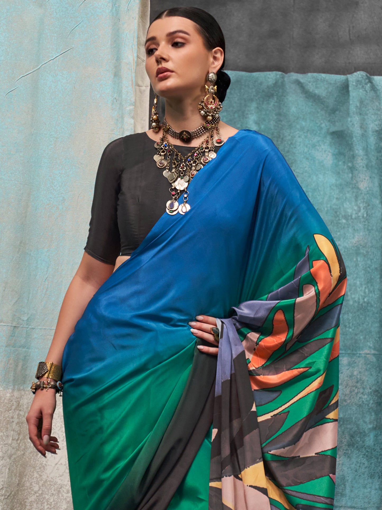 Women's Crepe Multicolored Printed Designer Saree With Blouse Piece