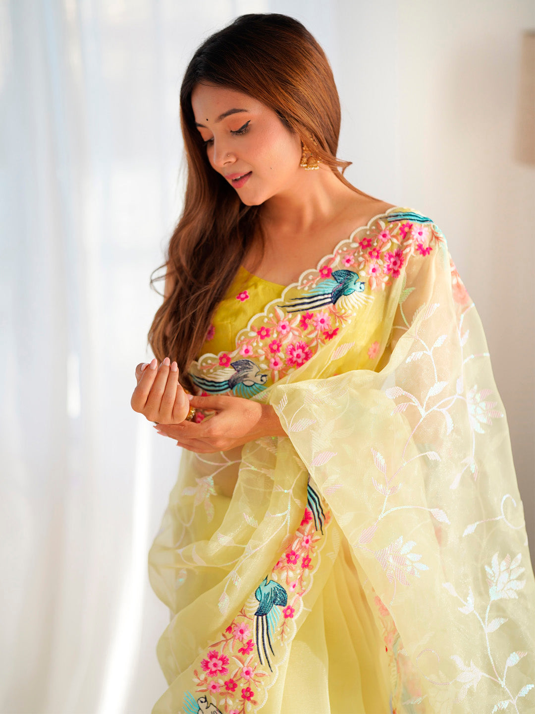 Women's Organza Yellow Embroidered Designer Saree With Blouse Piece