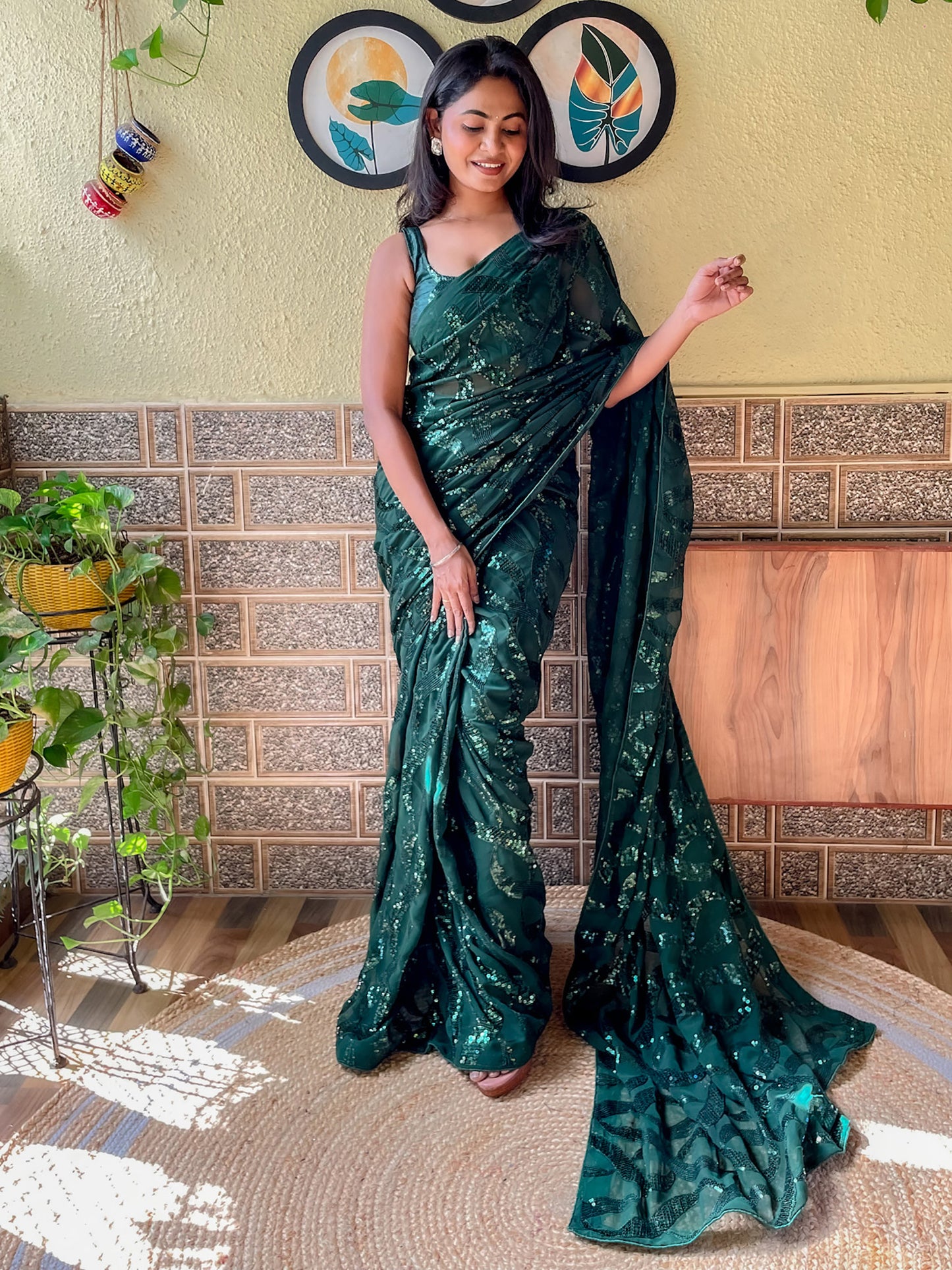 Women's Georgette Green Embellished Designer Saree With Blouse Piece