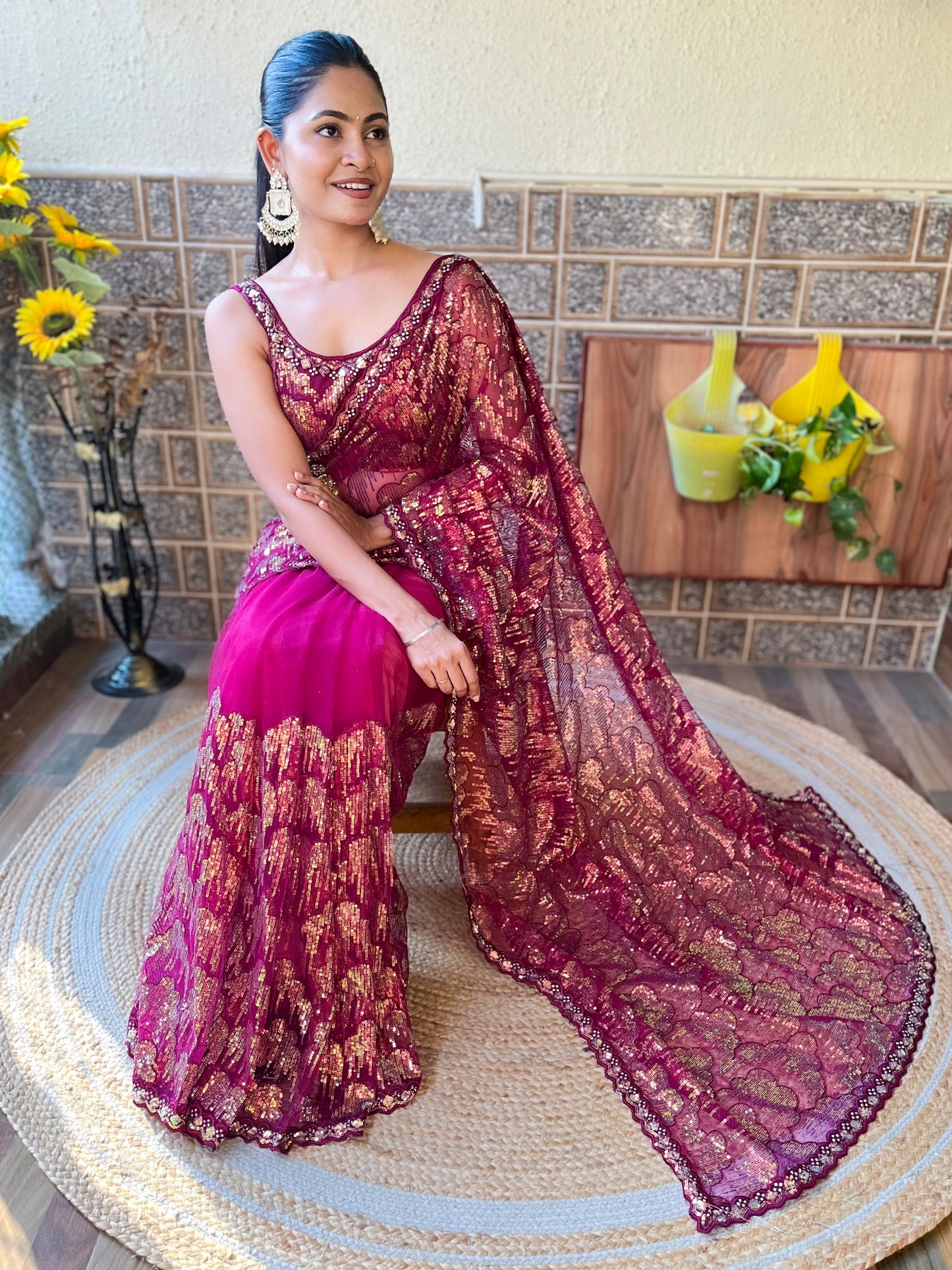 Women's Net Magenta Embellished Designer Saree With Blouse Piece