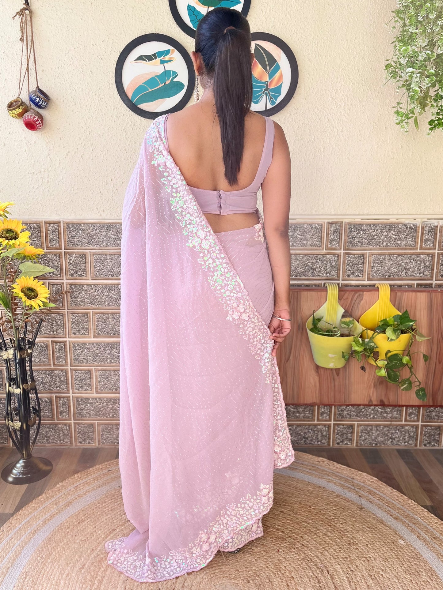 Women's Georgette Mauve Embellished Designer Saree With Blouse Piece