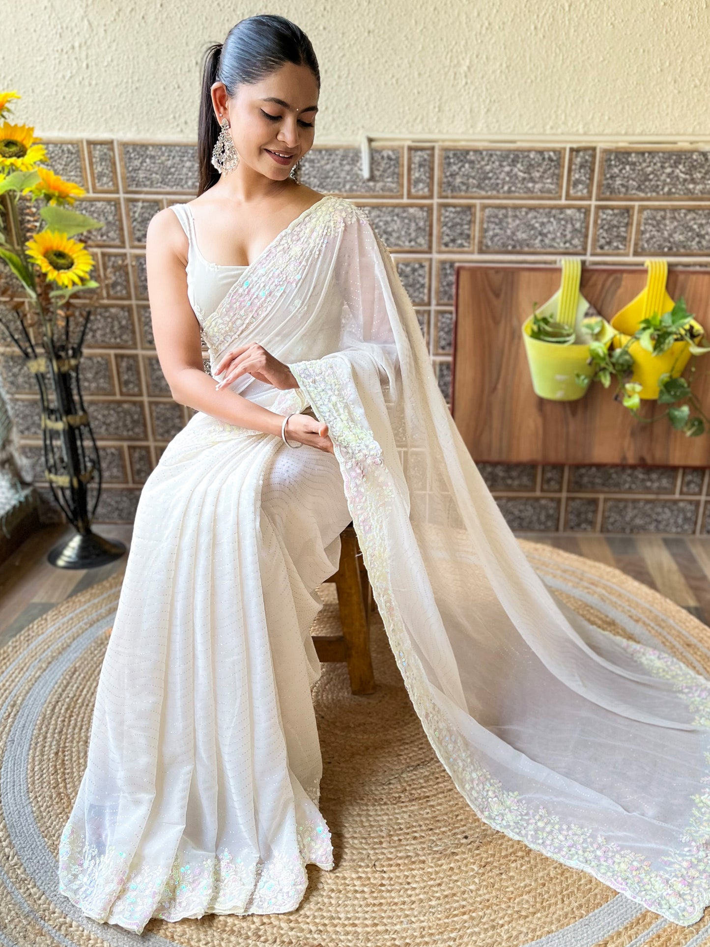 Women's Georgette Off White Embellished Designer Saree With Blouse Piece