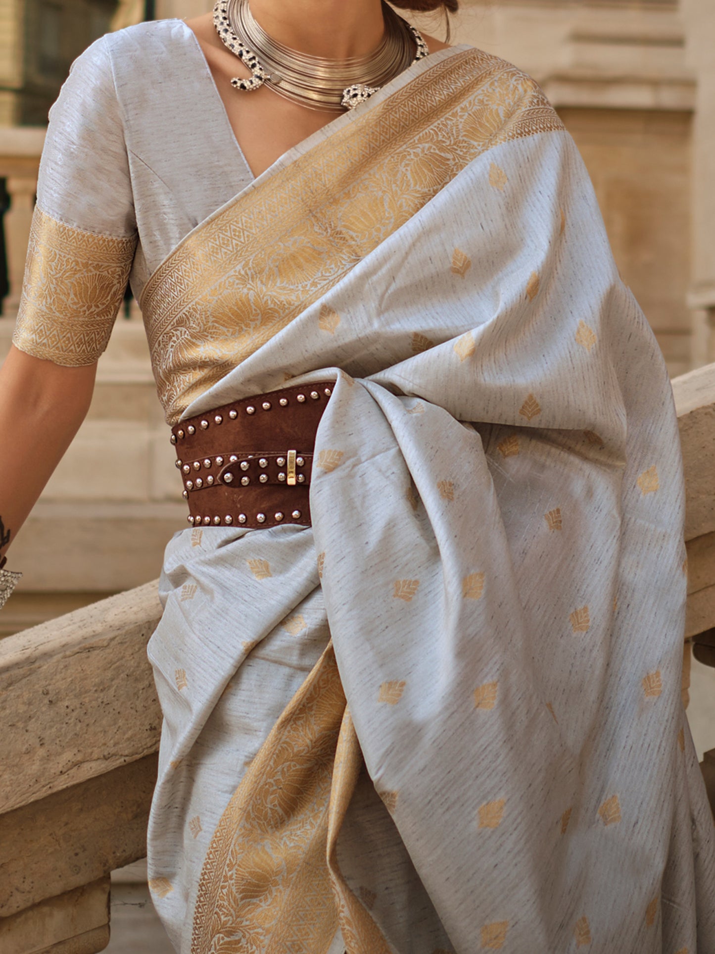 Women's Silk Blend Grey Woven Design Designer Saree With Blouse Piece