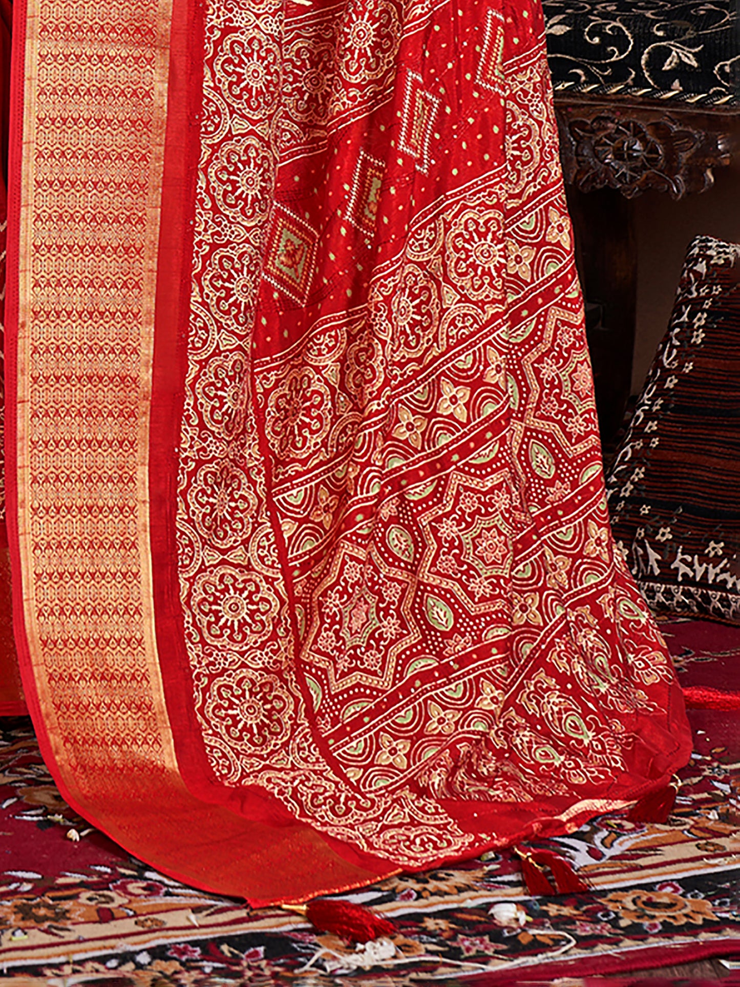Women's Silk Blend Red Embroidered Designer Saree With Blouse Piece