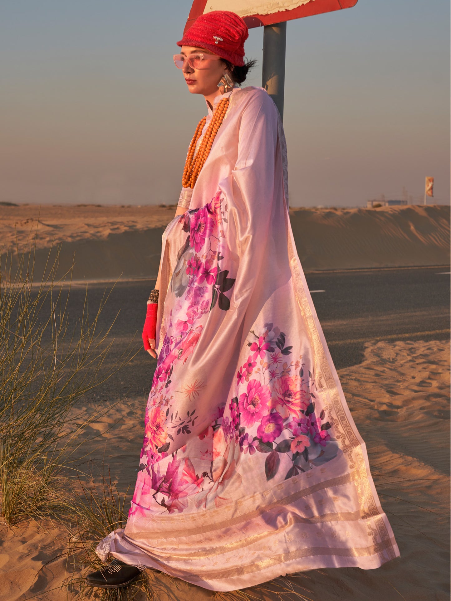 Women's Tissue Pink Printed Designer Saree With Blouse Piece