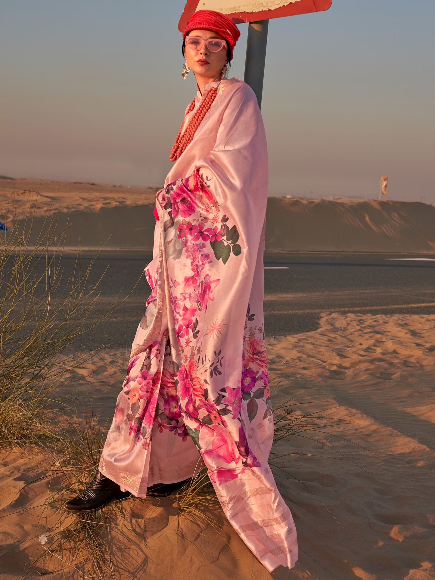 Women's Tissue Pink Printed Designer Saree With Blouse Piece