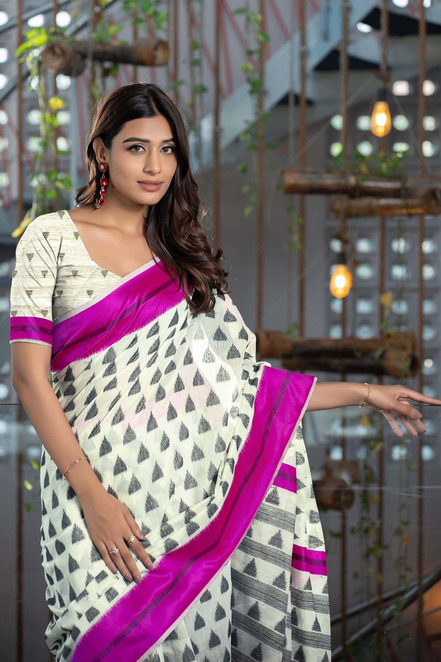 Dhiyona GR Women's Kimaya Hot Pink Soft Cotton Block Woven Design Saree