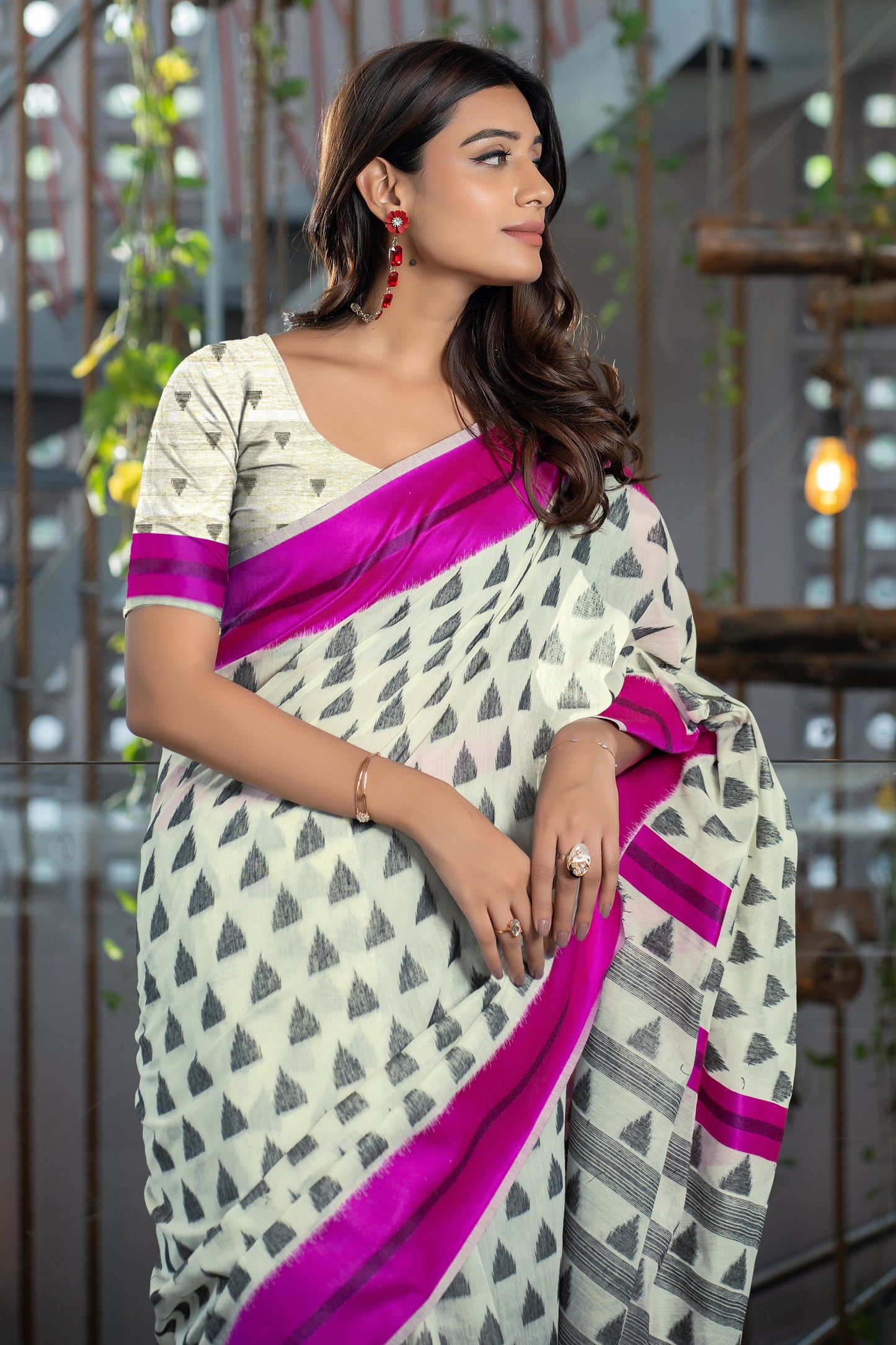 Dhiyona GR Women's Kimaya Hot Pink Soft Cotton Block Woven Design Saree