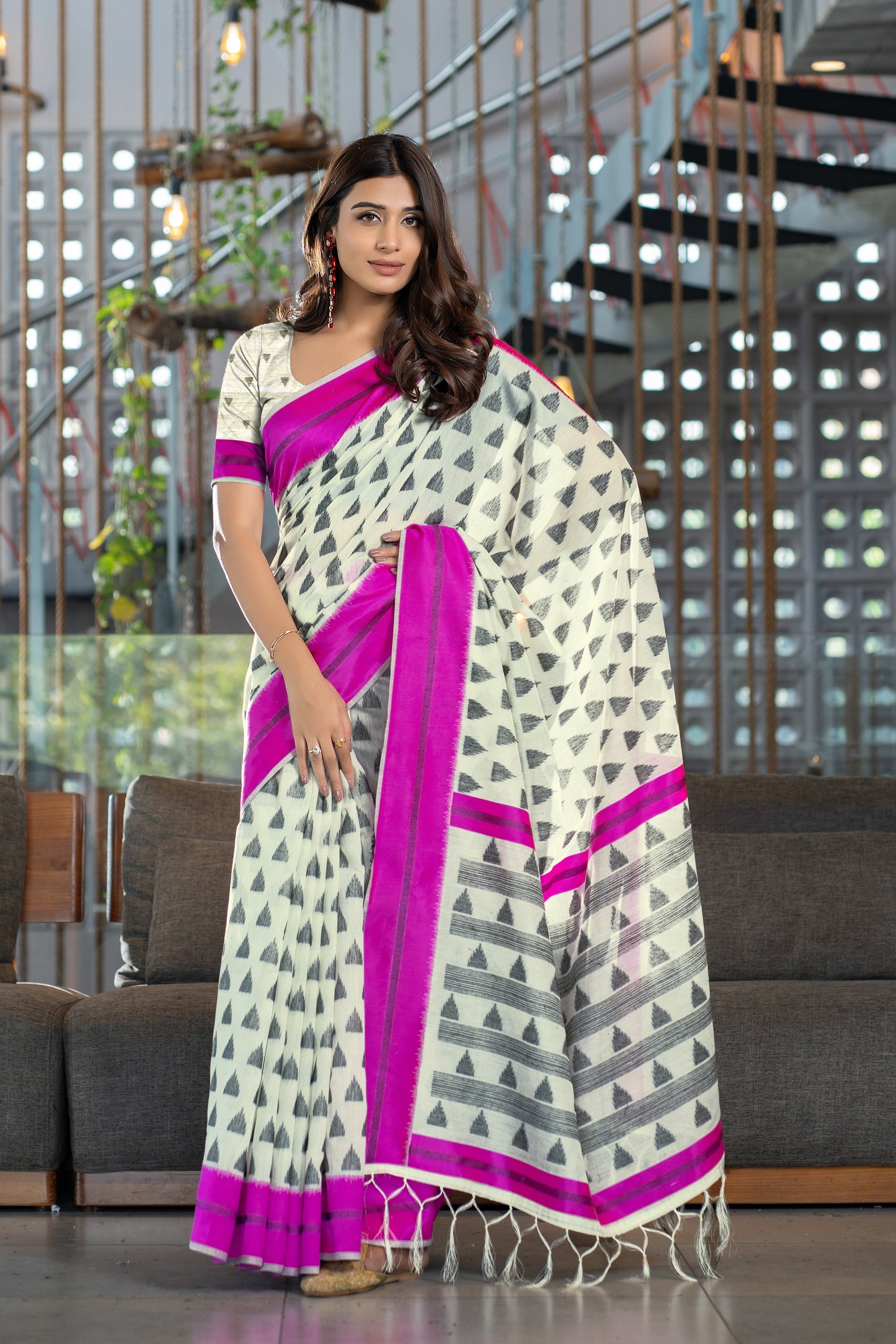 Dhiyona GR Women's Kimaya Hot Pink Soft Cotton Block Woven Design Saree