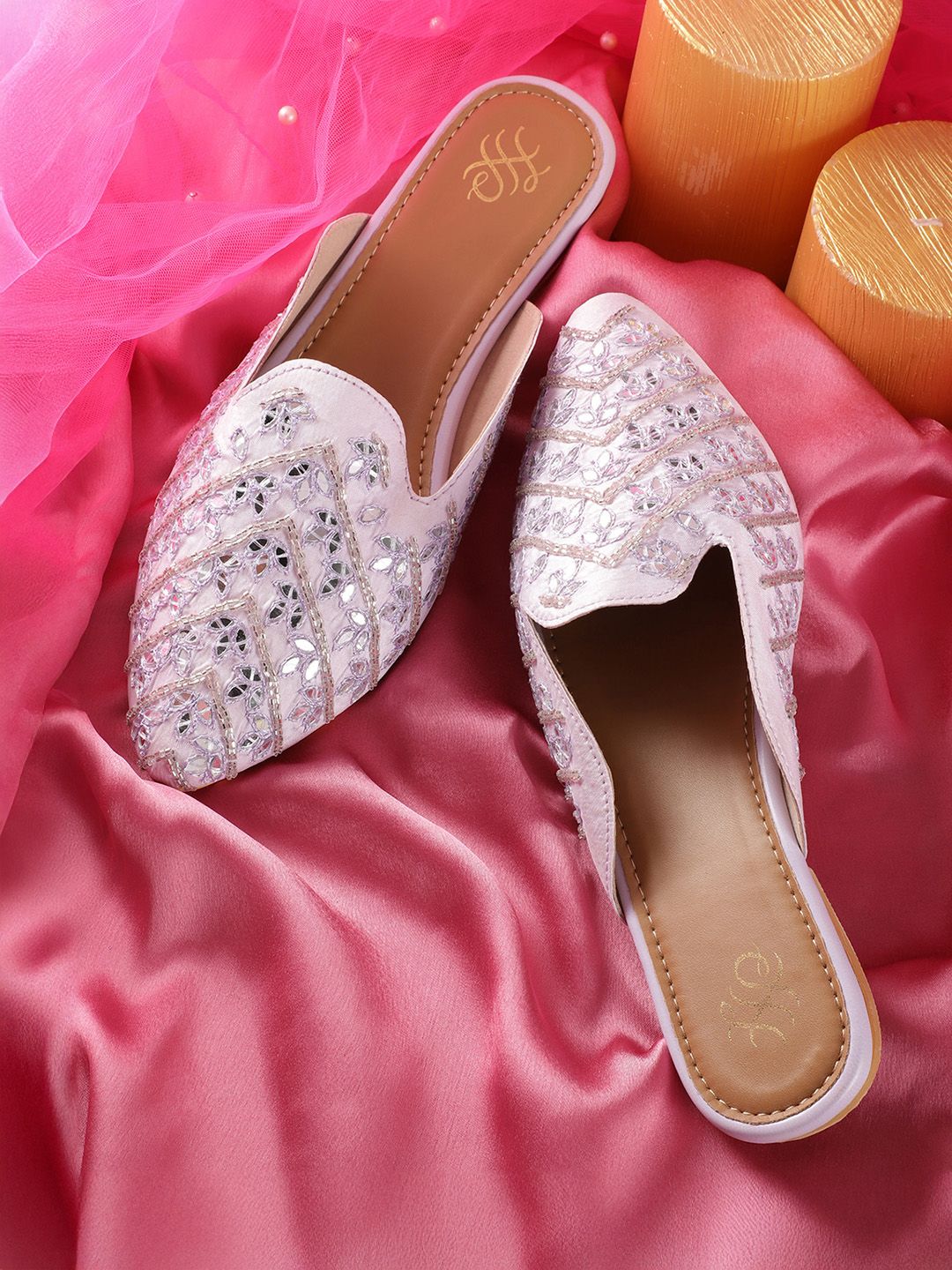 Dhiyona HOP Women Ethnic Embellished Mules