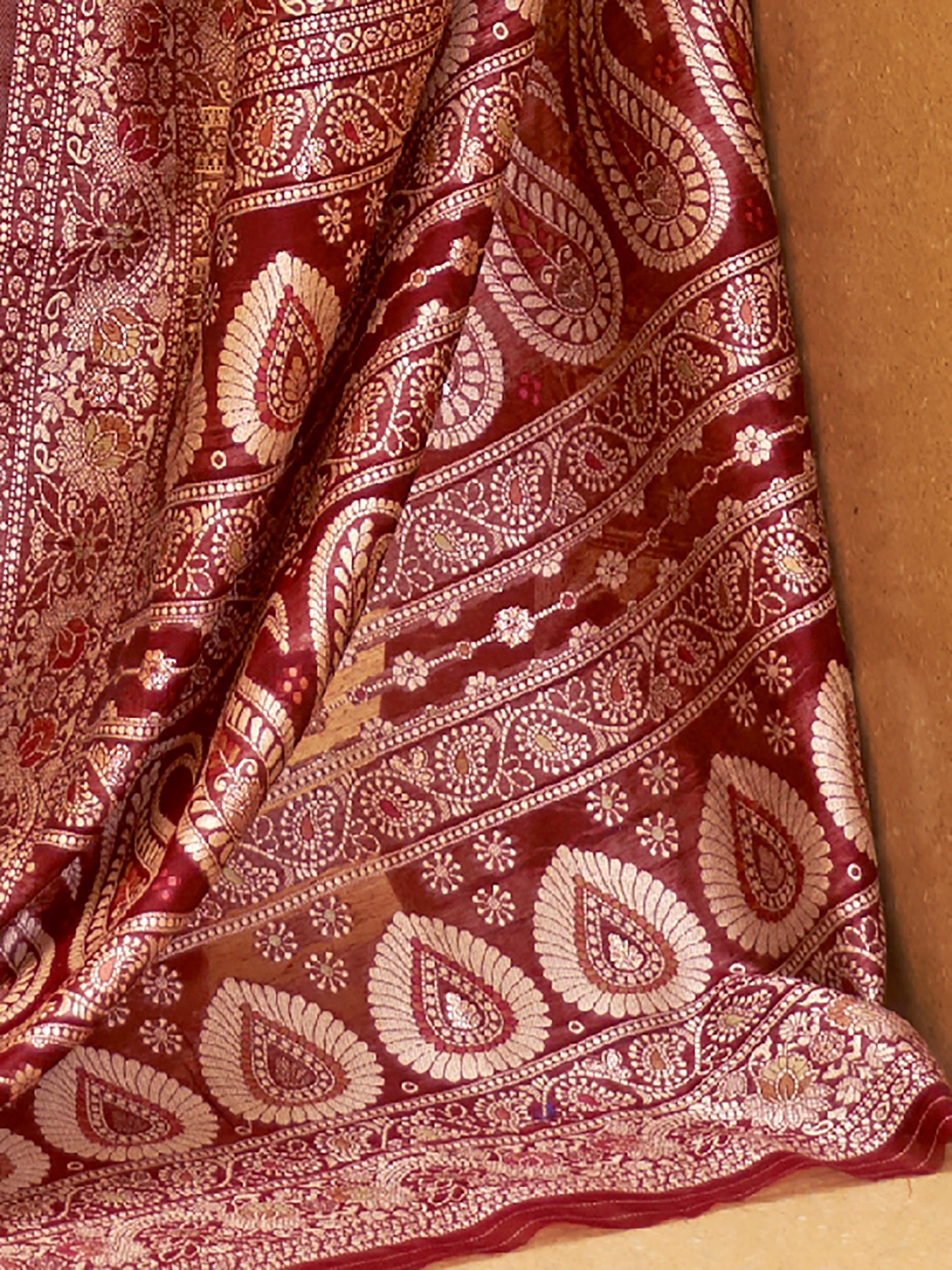 Women's Silk Blend Maroon Woven Design Designer Saree With Blouse Piece
