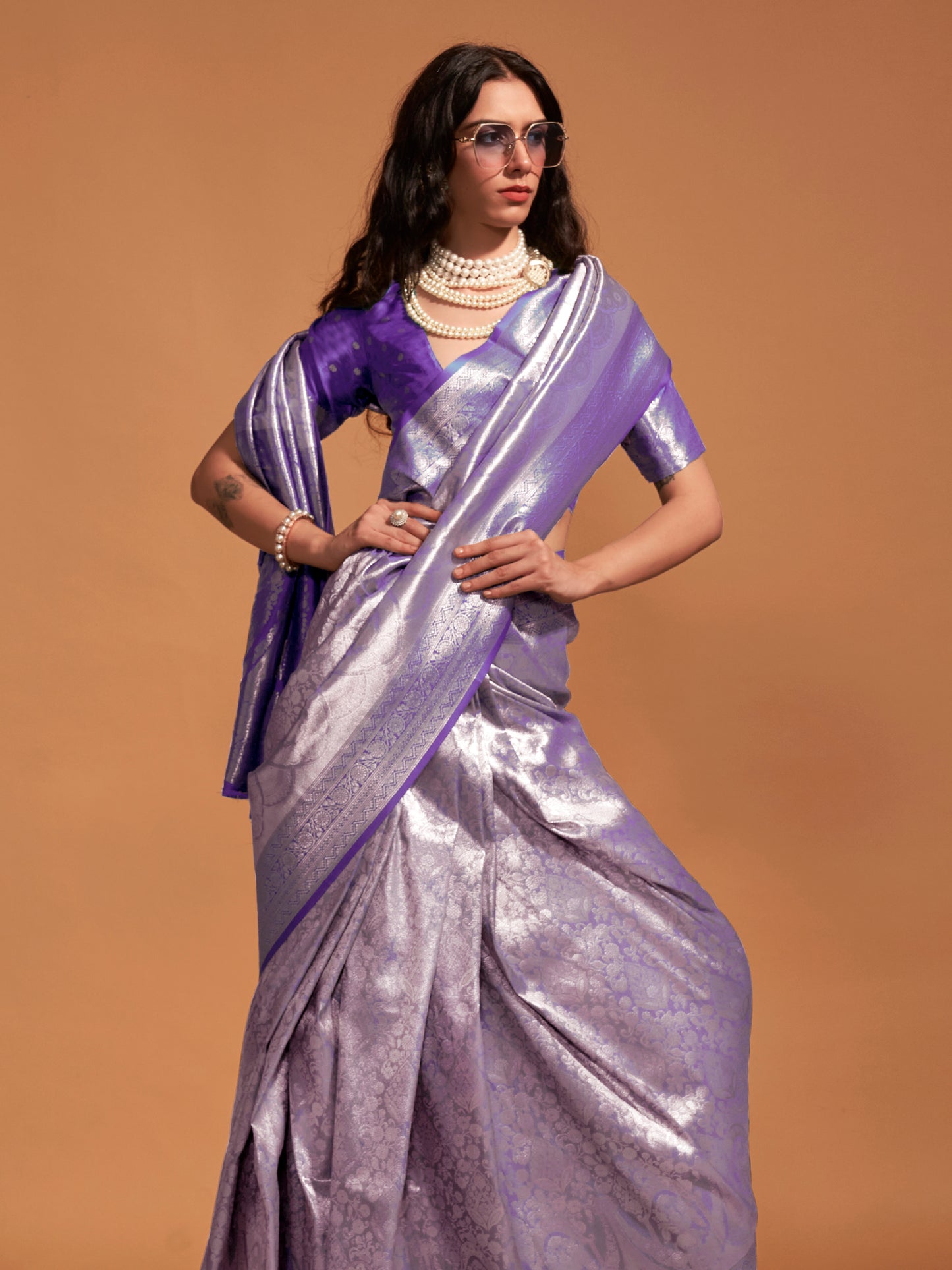 Women's Kanjeevaram Silk Purple Woven Design Designer Saree With Blouse Piece