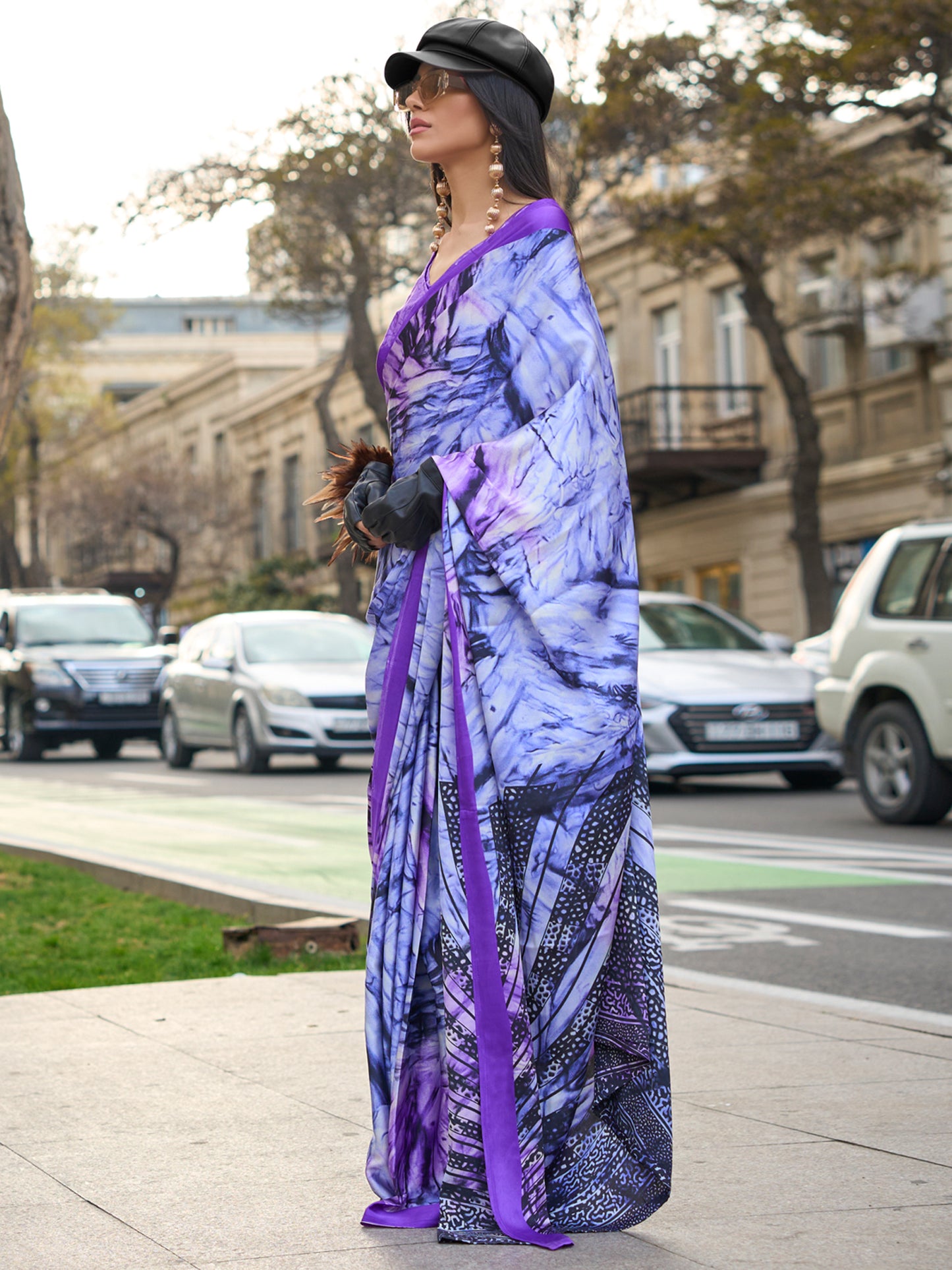 Women's Satin Lavendar Printed Designer Saree With Blouse Piece