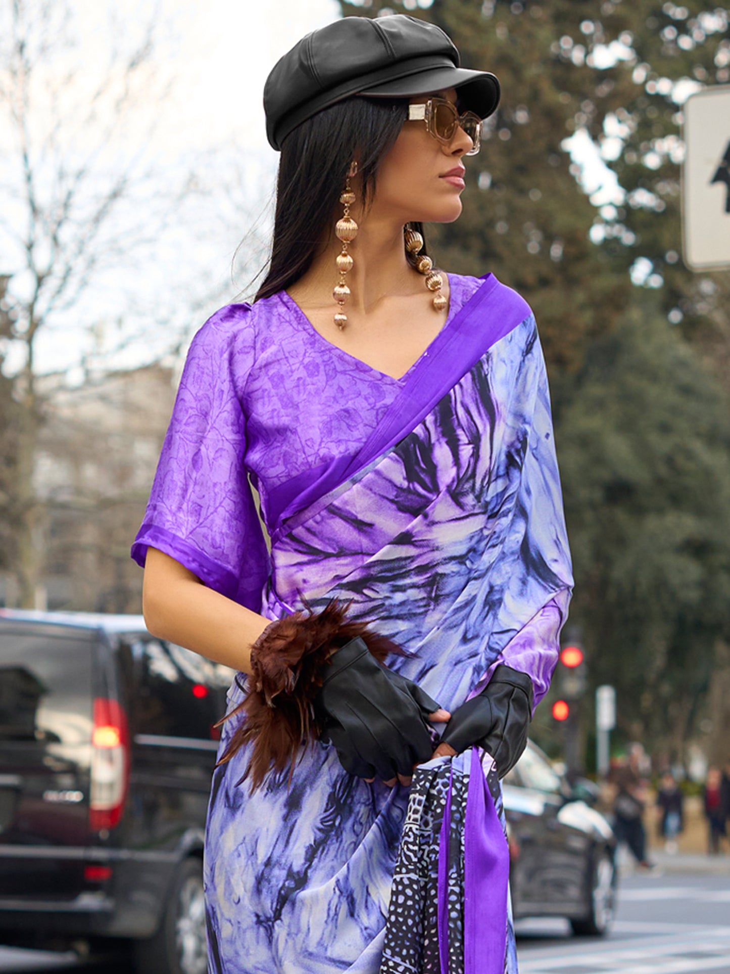 Women's Satin Lavendar Printed Designer Saree With Blouse Piece