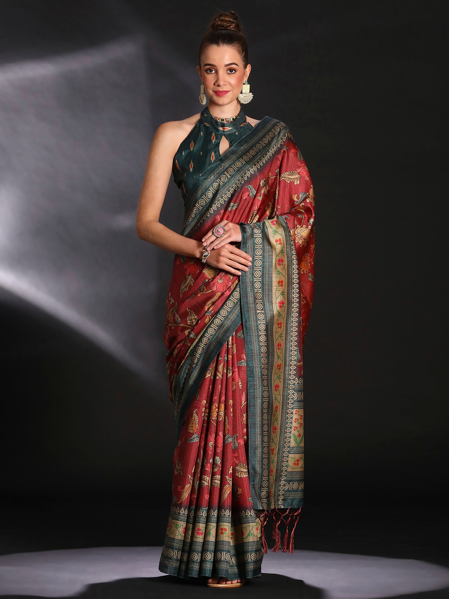 Women's Cotton Blend Maroon Printed Designer Saree With Blouse Piece