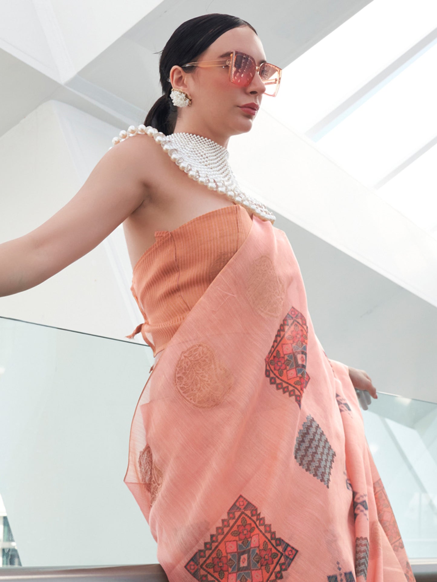 Women's Tissue Pink Woven Design Designer Saree With Blouse Piece