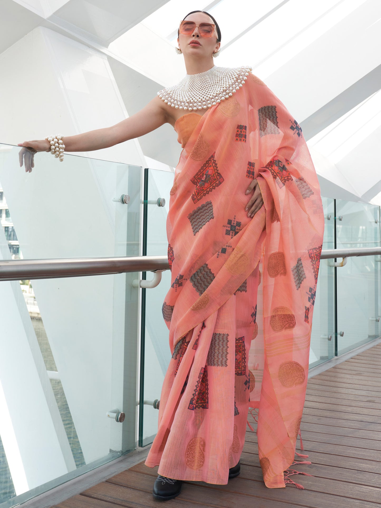 Women's Tissue Pink Woven Design Designer Saree With Blouse Piece