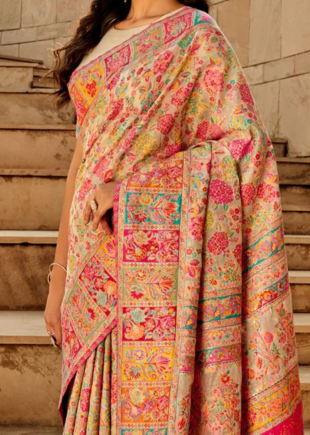 Women's Cotton Silk Beige Woven Design Designer Saree With Blouse Piece