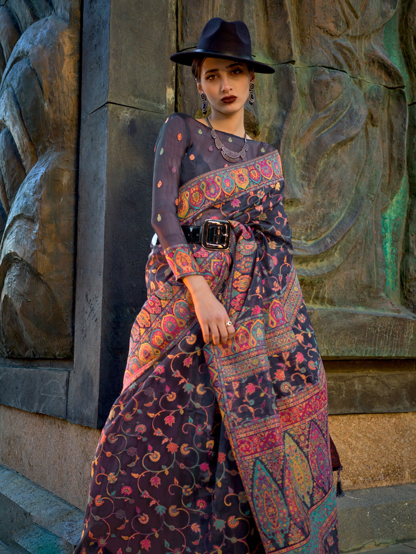 Women's Organza Grey Woven Design Designer Saree With Blouse Piece